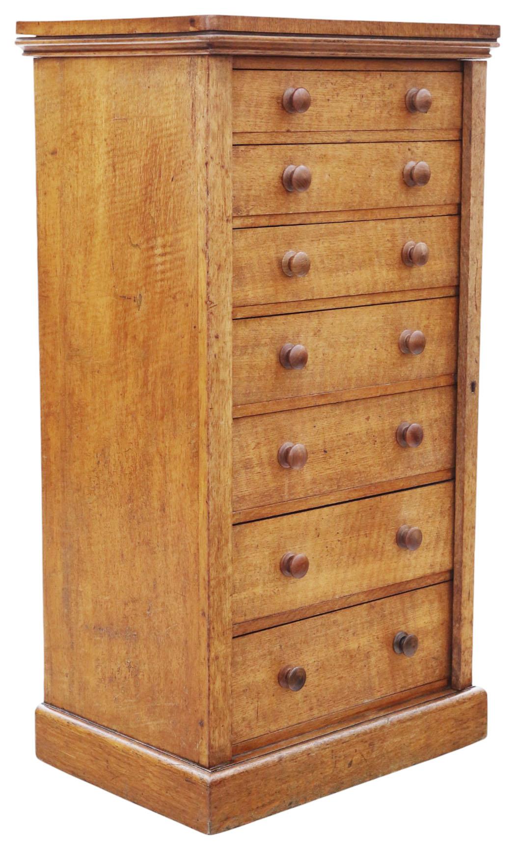 XIXe siècle Ancienne commode à 7 tiroirs en Oak Wellington du 19ème siècle - Edwards & Roberts en vente
