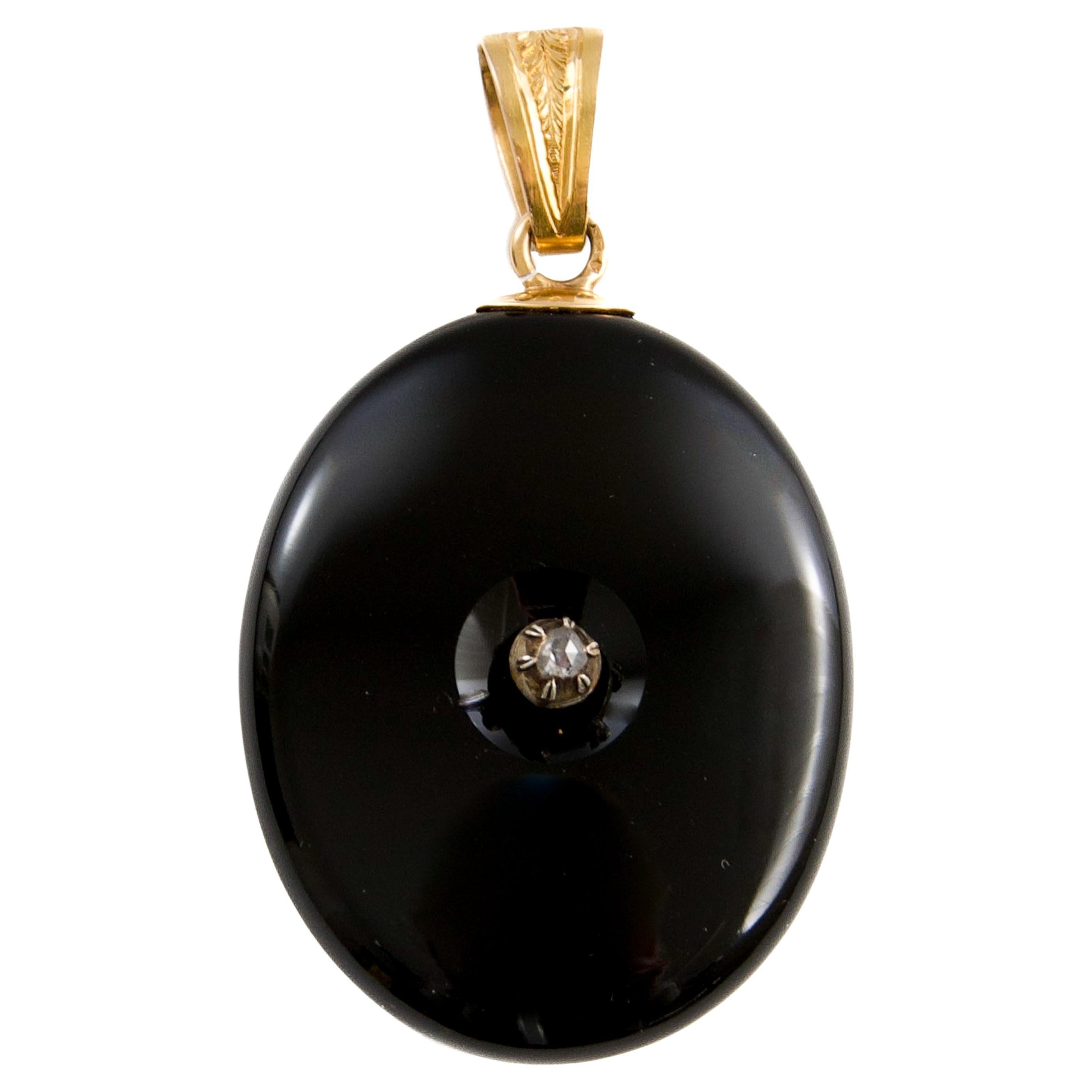 Pendentif de deuil en onyx et diamants du 19ème siècle