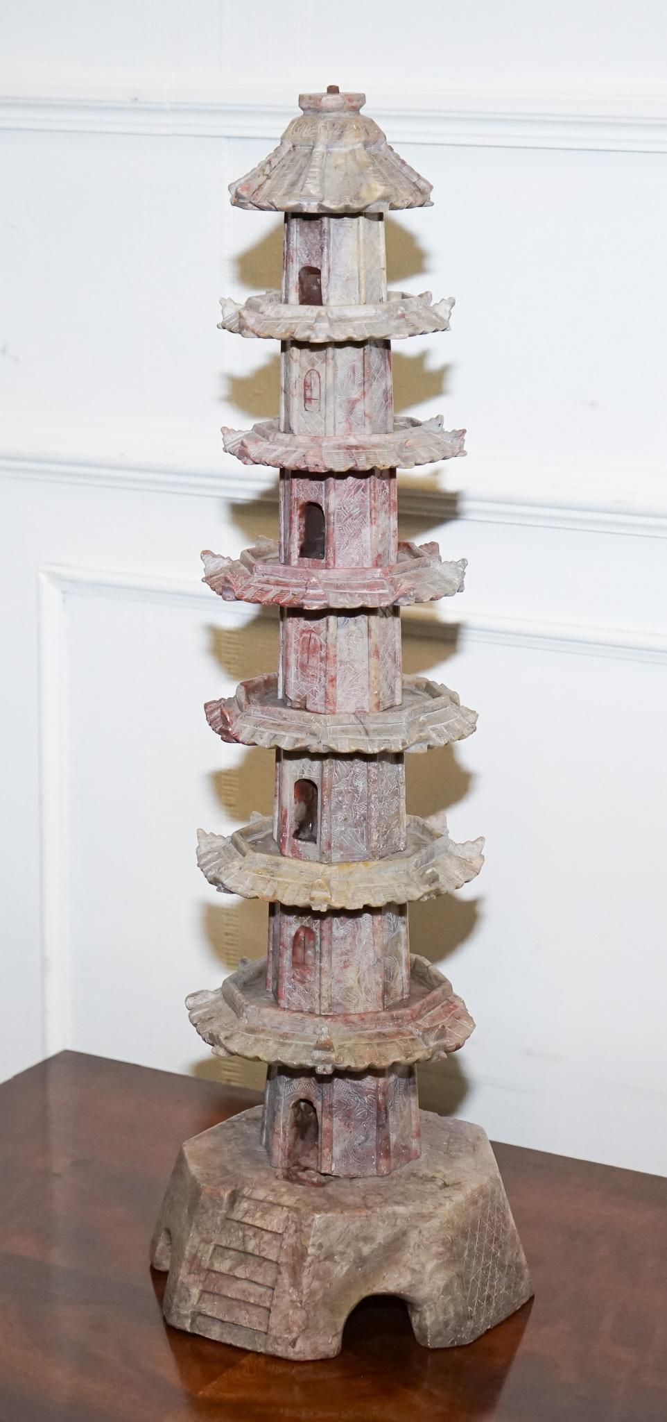 Britannique ANTIQUE 19TH CENTURY ORIENTAL CARVED SOAPSTONE PAGODA VERY DECORATiVE en vente