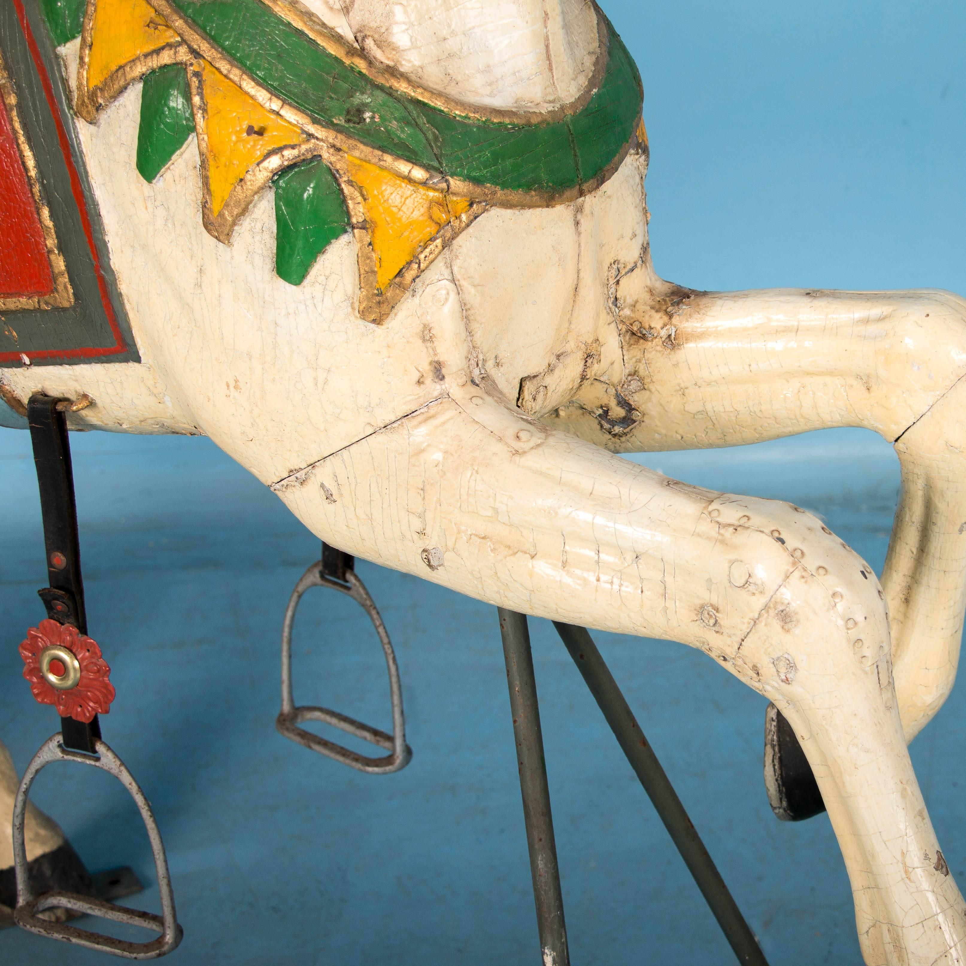 Antique cheval de manège peint du 19ème siècle Bon état à Round Top, TX
