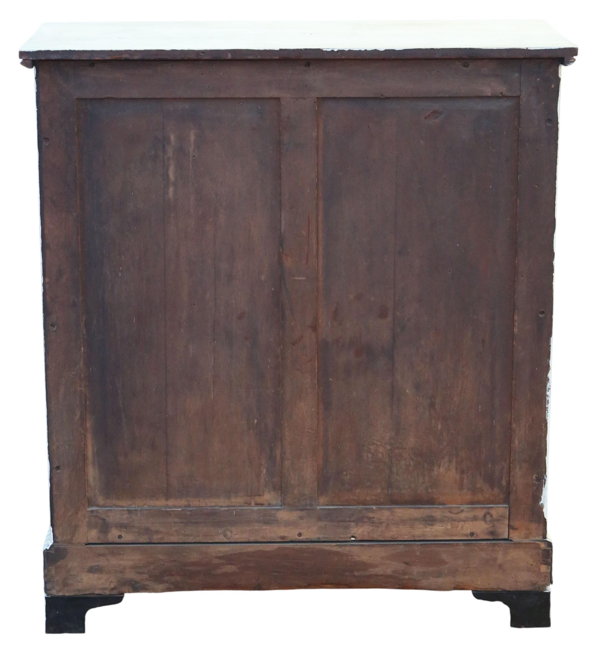 Antique 19th Century Painted Glazed Adjustable Bookcase / Display Cabinet in vendita 1