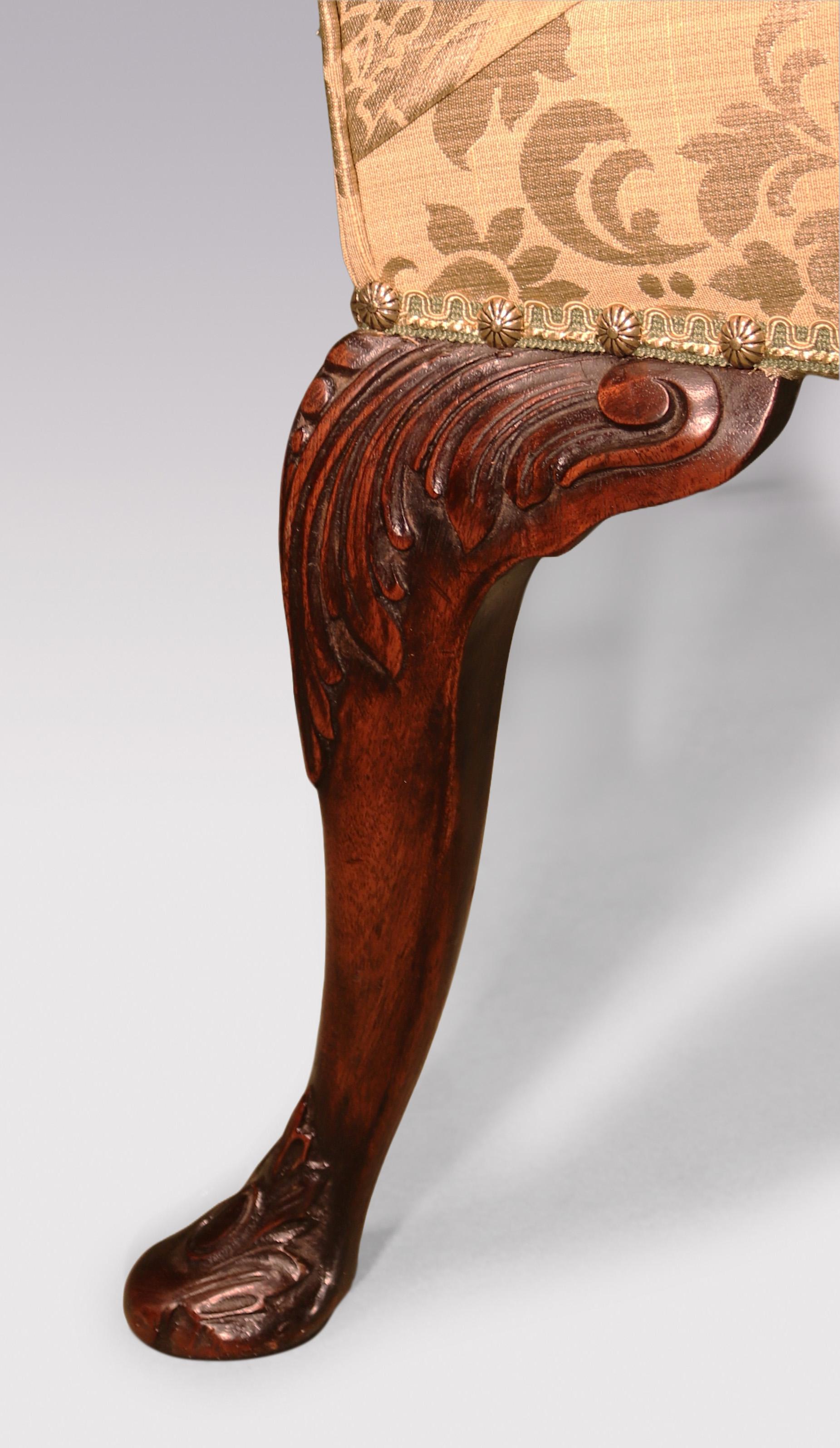 Acajou Paire de fauteuils de bibliothèque Gainsborough Antique Revival Chippendale du 19e siècle en vente