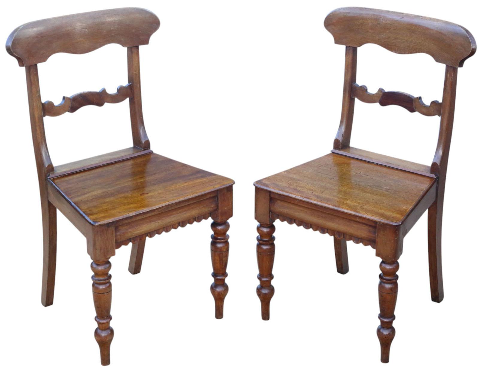 Georgien Ancienne paire de chaises en acajou du 19e siècle Cuisine, salle à manger, hall ou bureau en vente