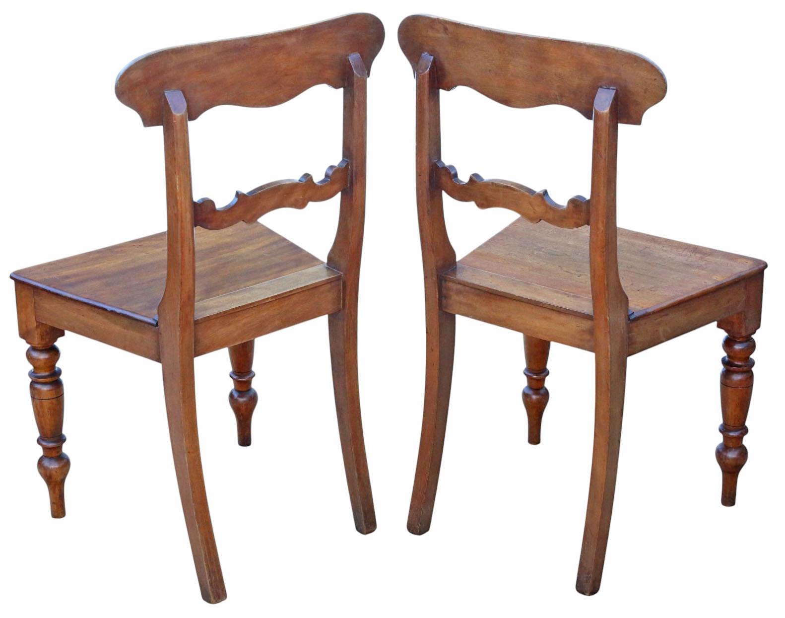 XIXe siècle Ancienne paire de chaises en acajou du 19e siècle Cuisine, salle à manger, hall ou bureau en vente