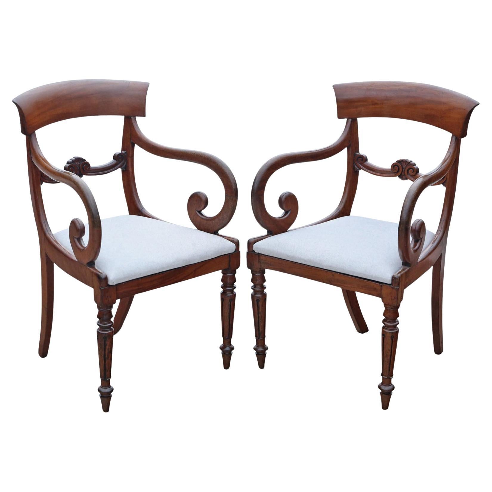 Antique 19th Century Pair of Mahogany Scroll-Arm Carver Dining Chairs For Sale