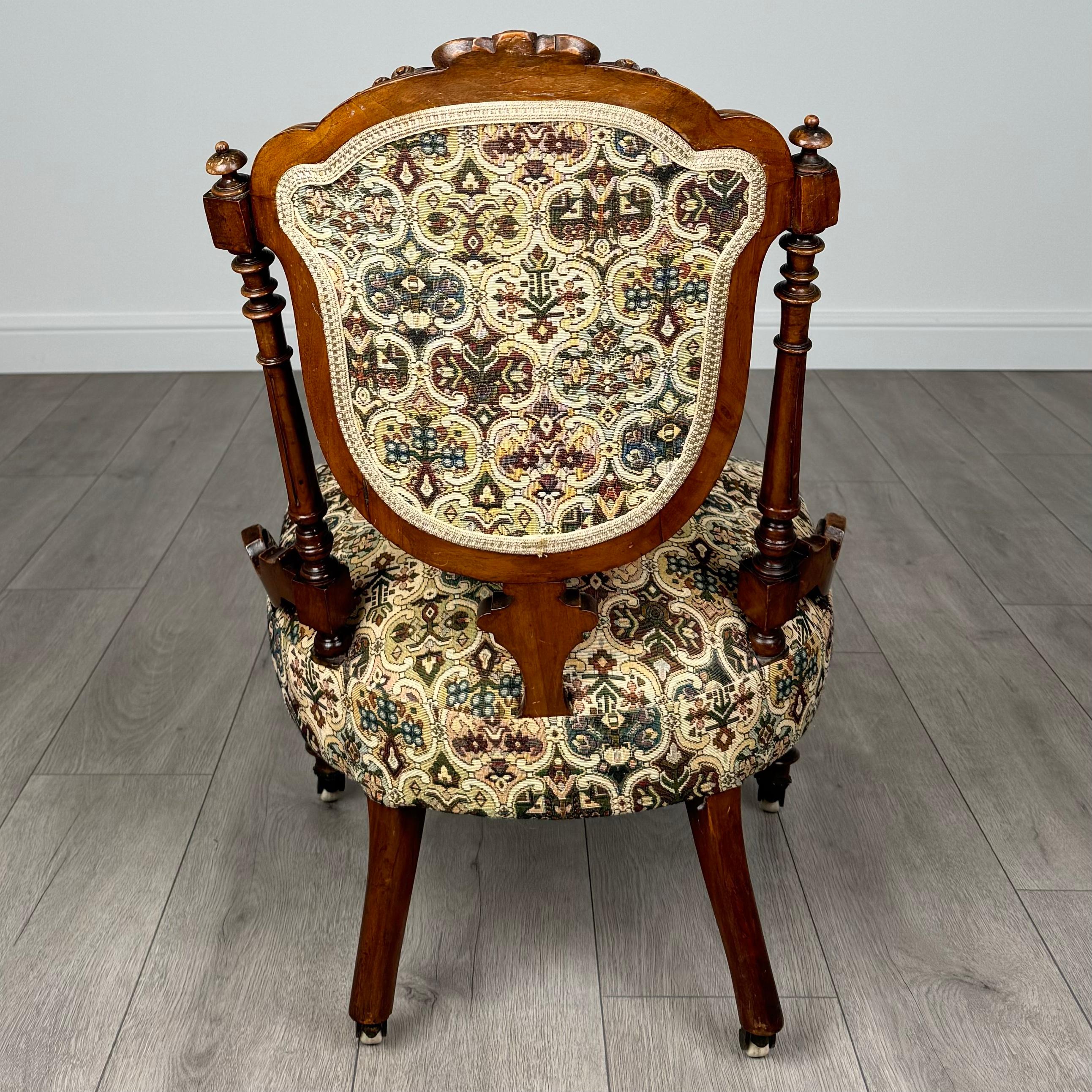 Pareja De Sillones Antiguos De Nogal Siglo XIX ( REF AF-3609 ) en Bueno estado para la venta en Ledbury, GB