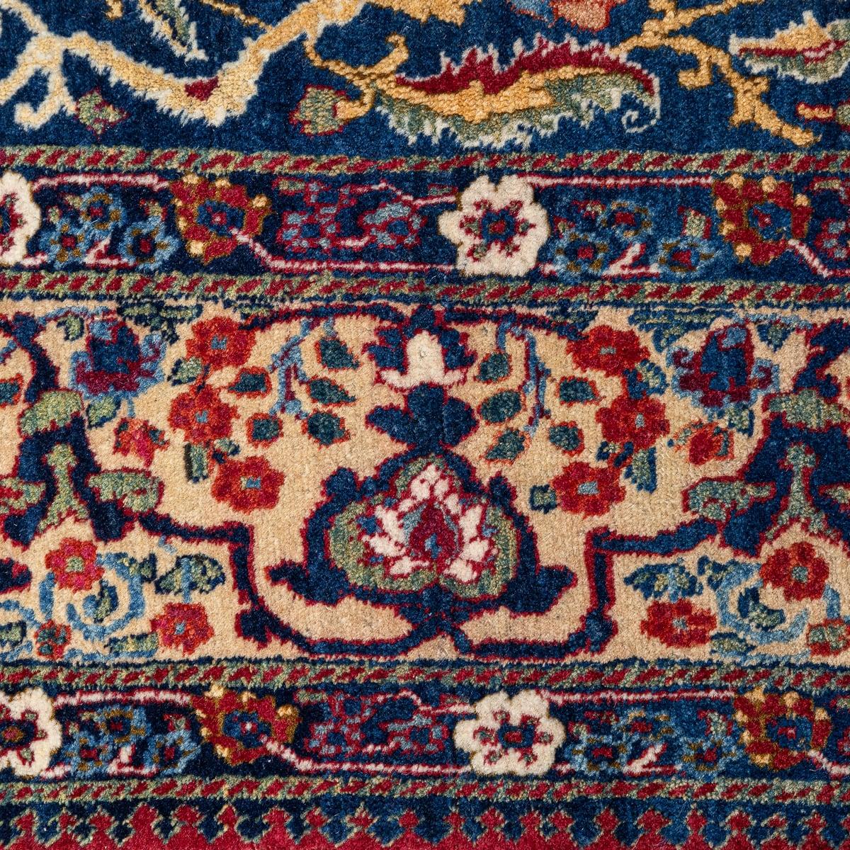 Antico tappeto persiano del XIX secolo, coppia di rari tappeti Tabriz fatti a mano del 1880 ca. in vendita 8