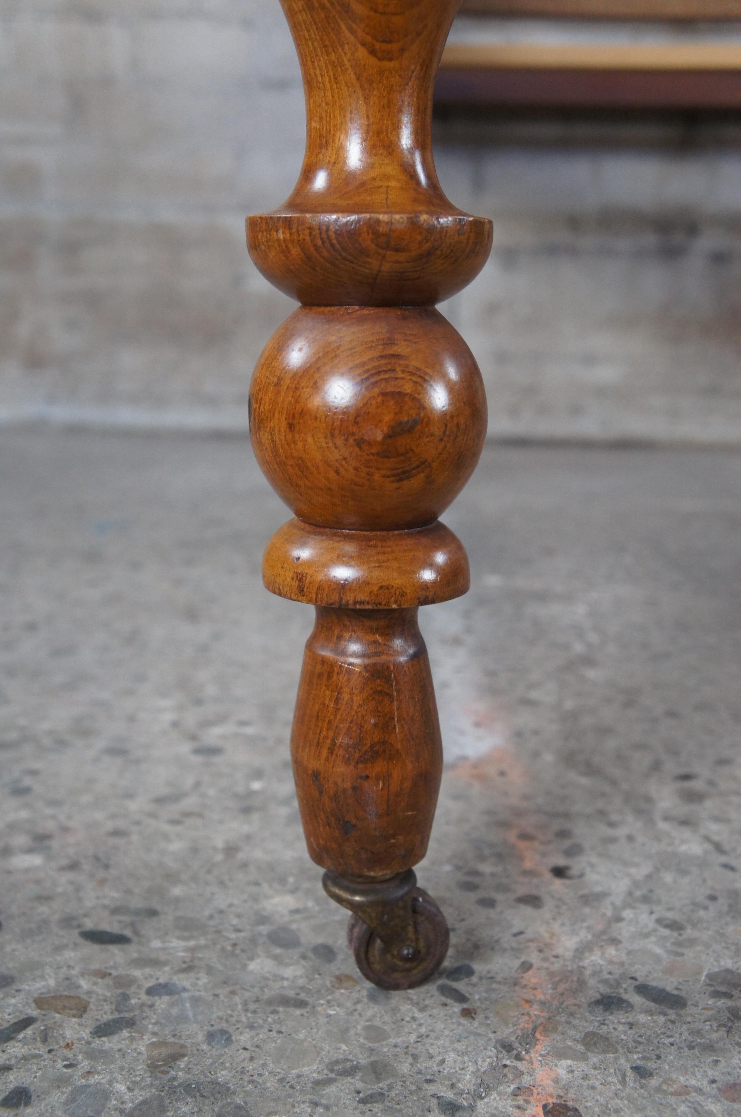 Antique 19th Century Cherry Colonial Non Traditional 3/4 Cannonball Post Bed For Sale 5