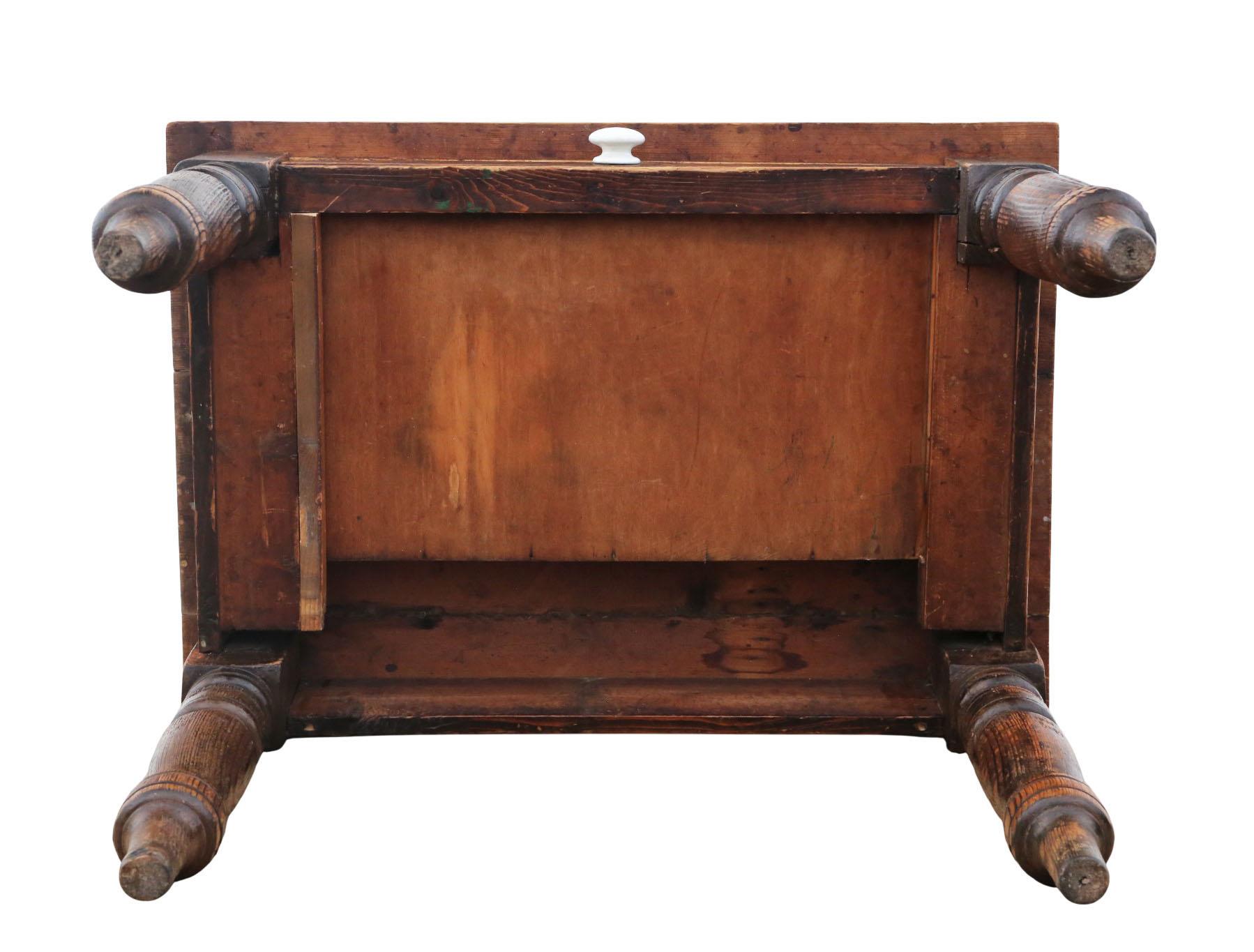 Ancienne table de cuisine ou d'écriture en pin du 19ème siècle avec tiroir - Belle qualité en vente 1