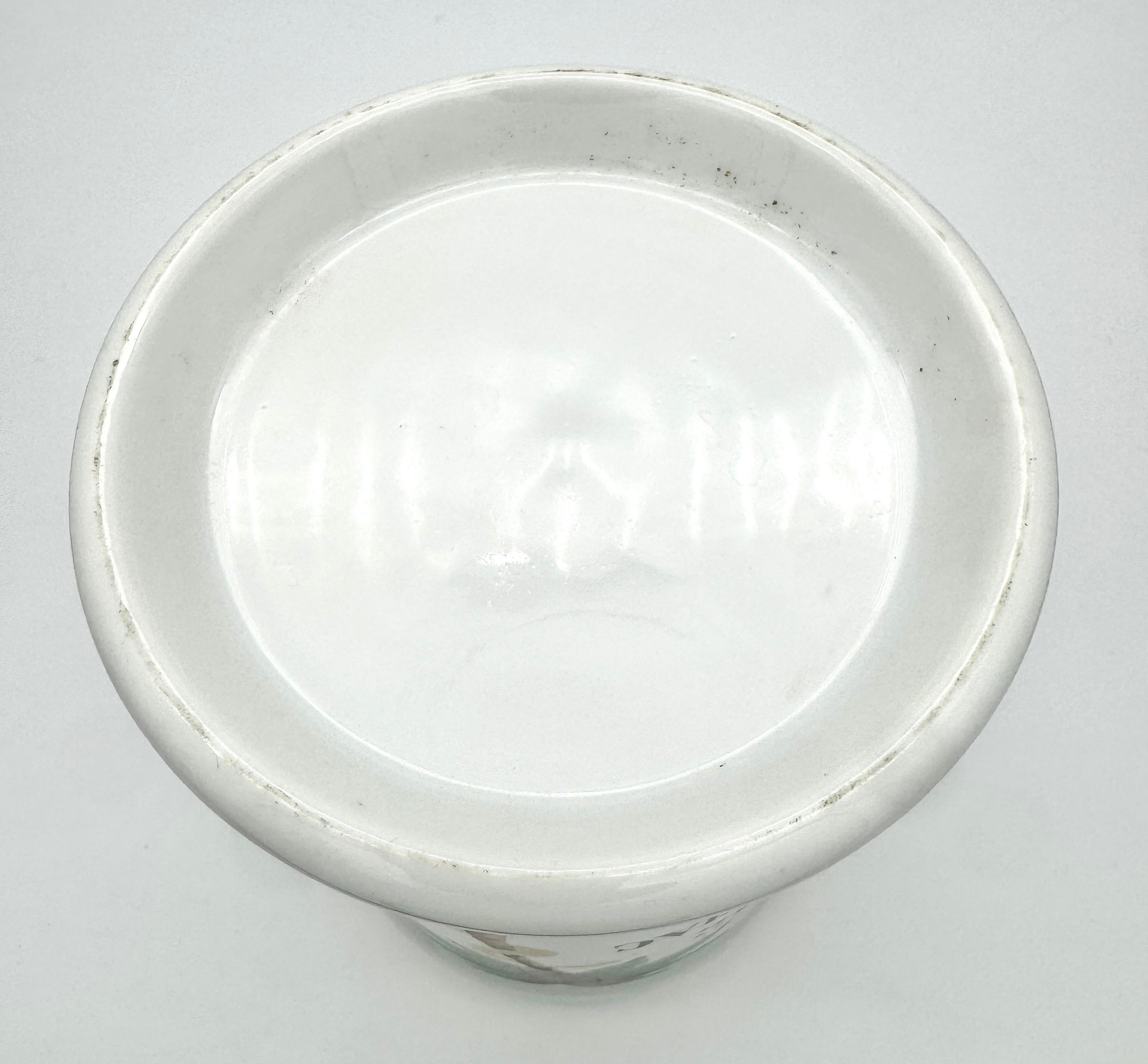 Ancienne jarre d'apothicaire en porcelaine du 19ème siècle 'Ong : Égypte' Palmiers Serpents Bon état - En vente à Munich, DE