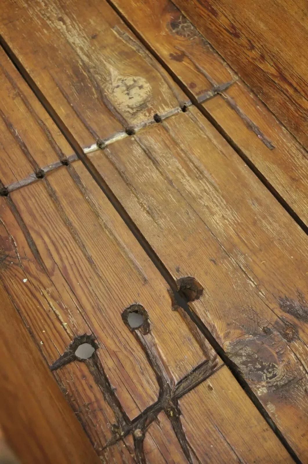 Antique 19th Century Primitive Colonial Carved Wood Baby Rocking Doll Cradle For Sale 4