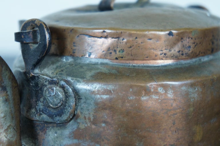 Antique 19th Century Primitive Hammered Copper Tea Pot Coffee Kettle For Sale 9
