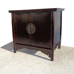 Antiker chinesischer Qing-Schrank aus dem 19. Jahrhundert