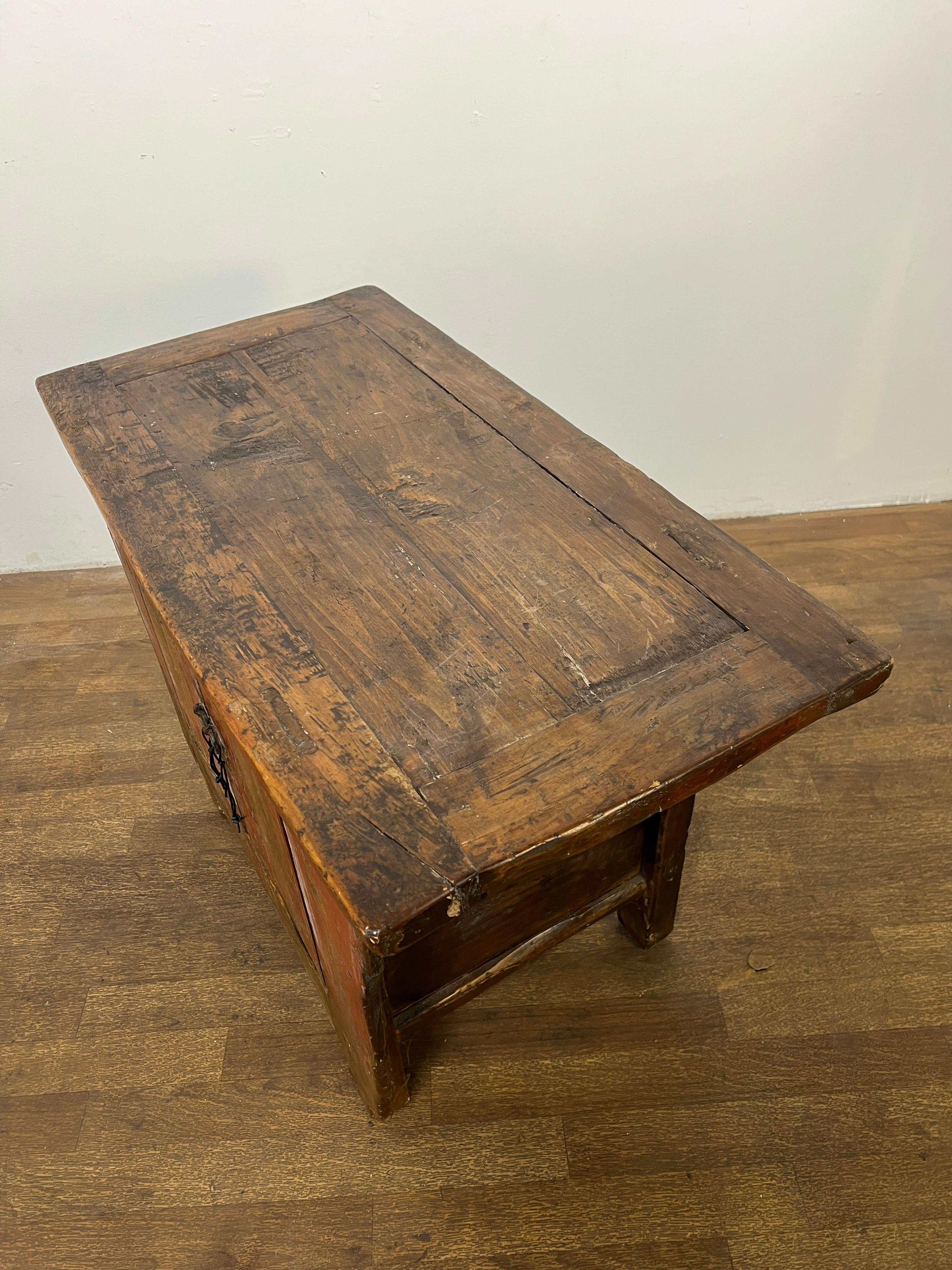 Antique 19th Century Qing Dynasty Altar Cabinet From Gansu Province For Sale 4