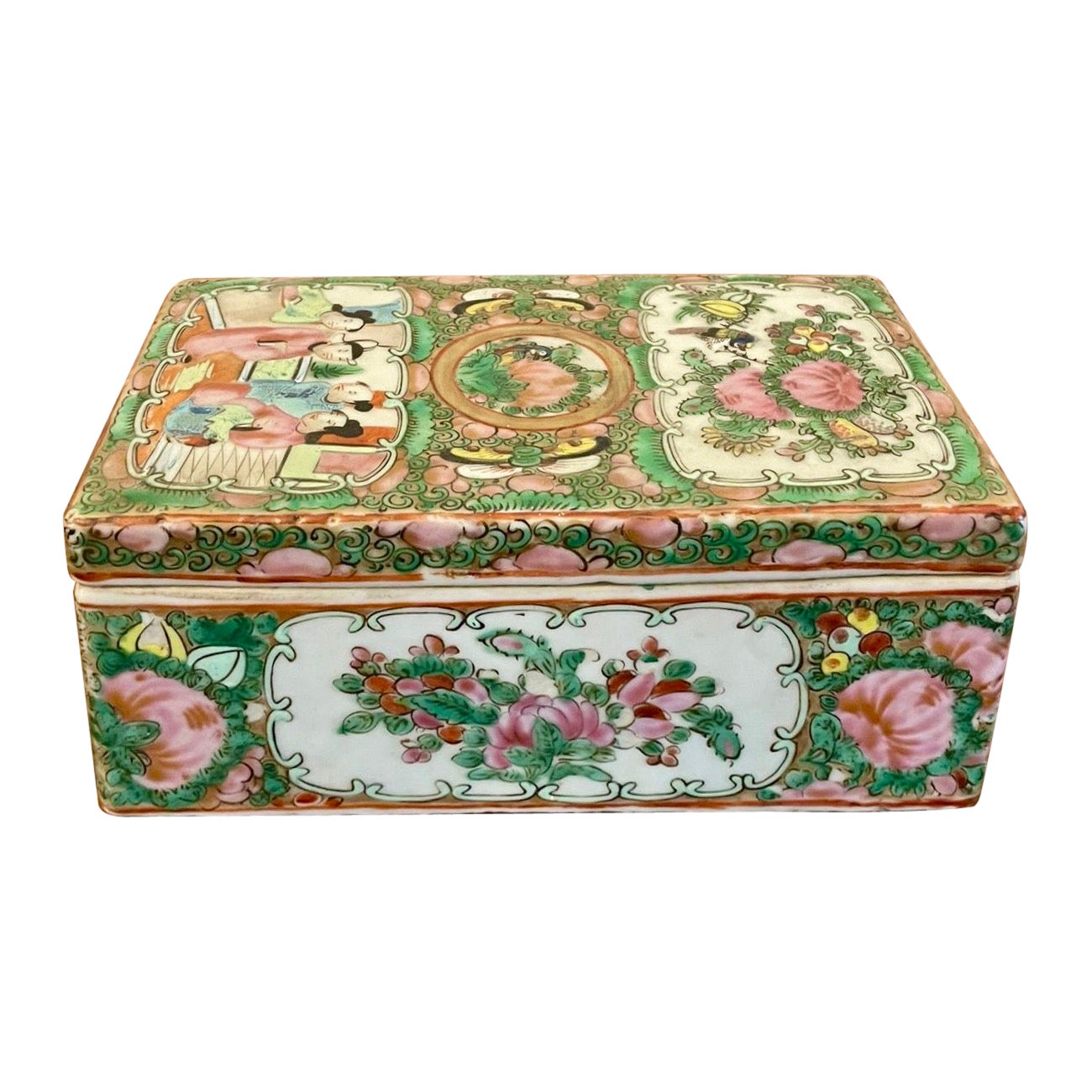 Antique 19th Century Quality Chinese Famille Rose Canton Lidded Pen Box