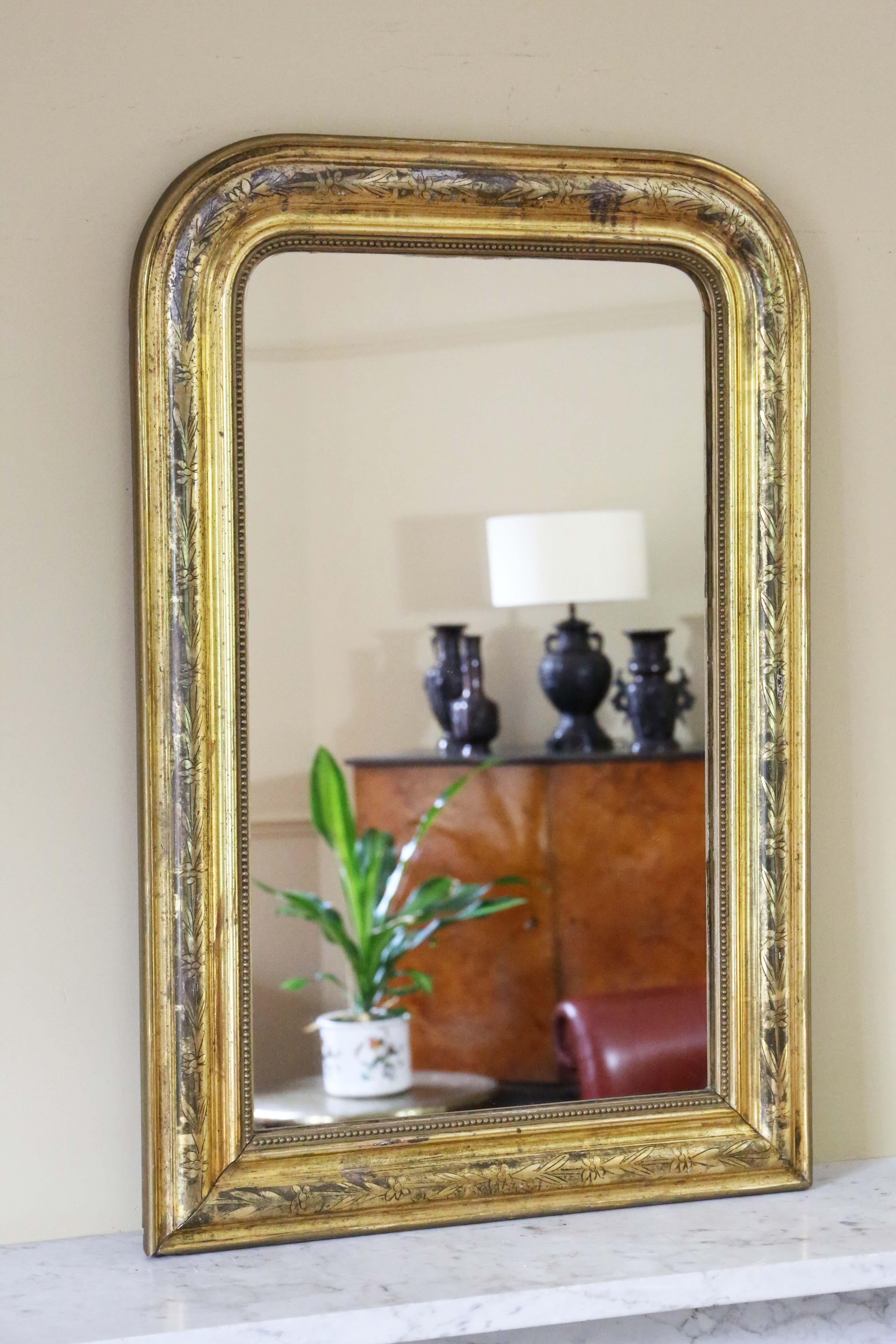  Antique 19th Century quality Louis Philippe gilt overmantle or wall mirror For Sale 1