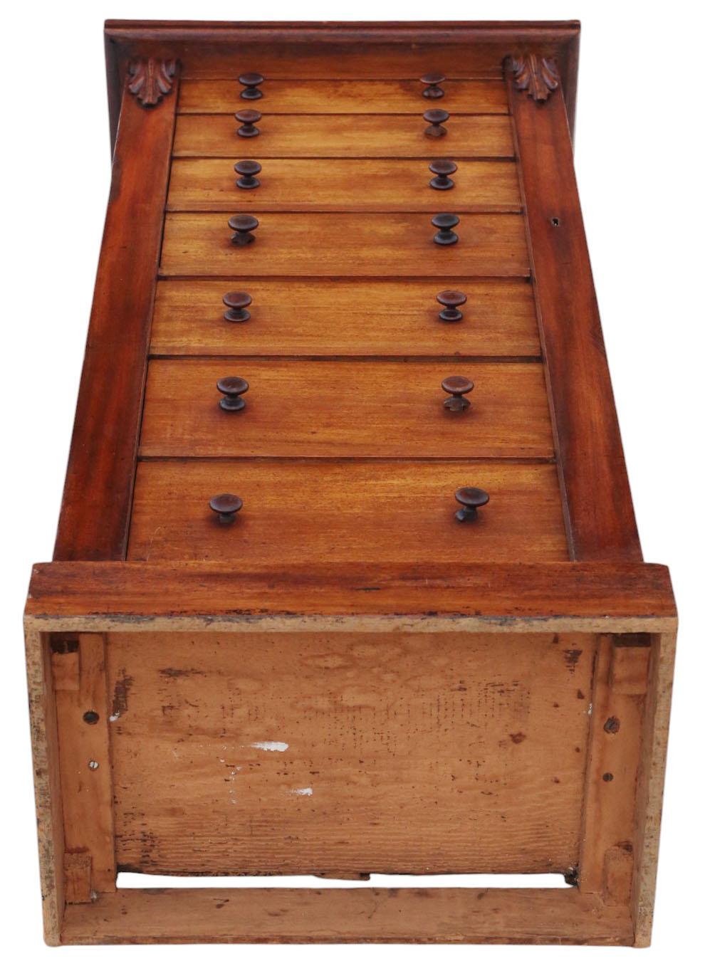 Ancienne commode Wellington à 7 tiroirs en acajou de qualité du 19ème siècle en vente 1