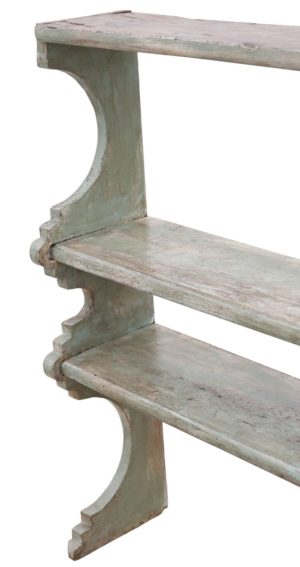 Britannico Scaffali da parete in olmo dipinto di qualità del XIX secolo - Libreria d'epoca in vendita