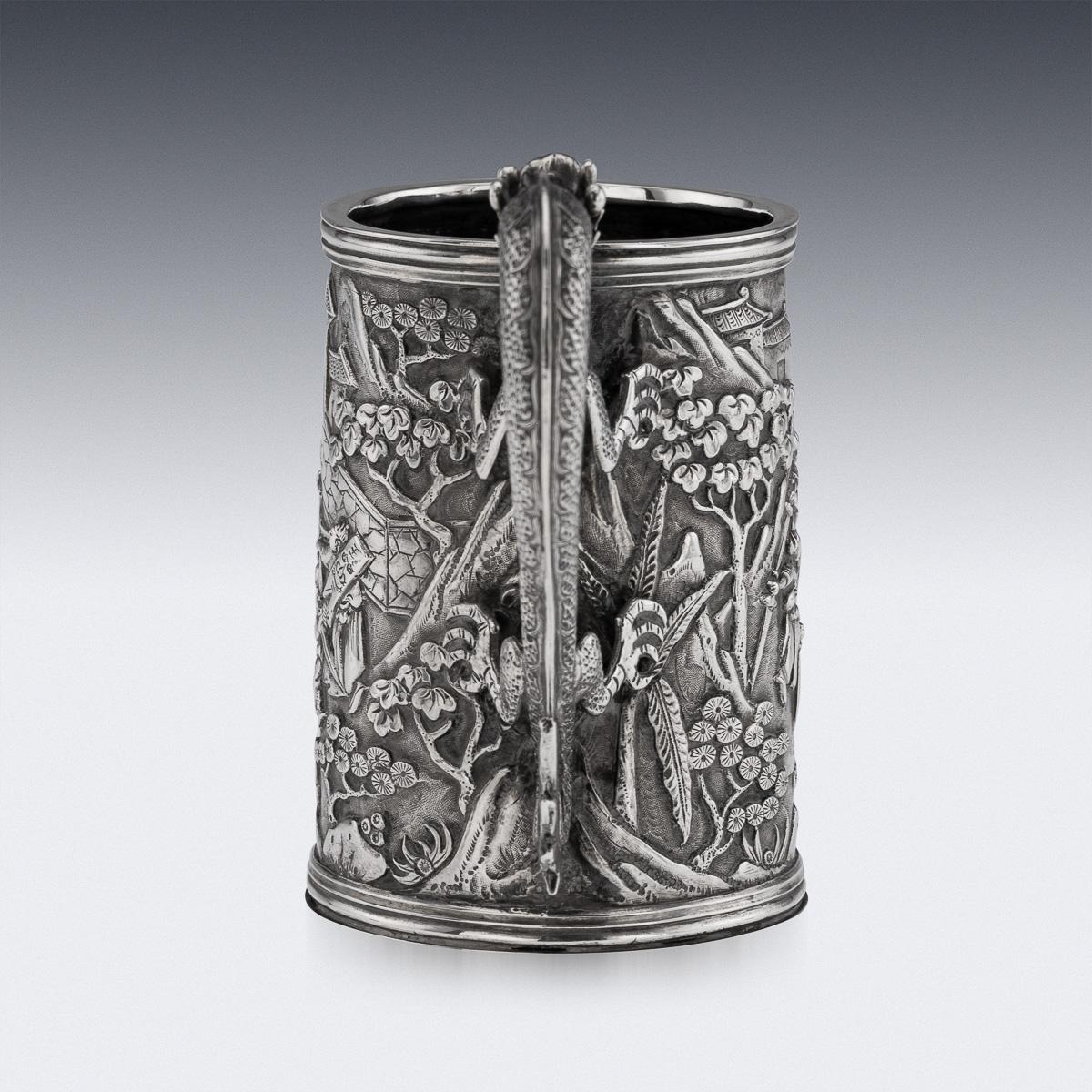 Chinois Ancienne tasse chinoise d'exportation du 20ème siècle en argent massif avec dragon, Shan Ji c.1900 en vente