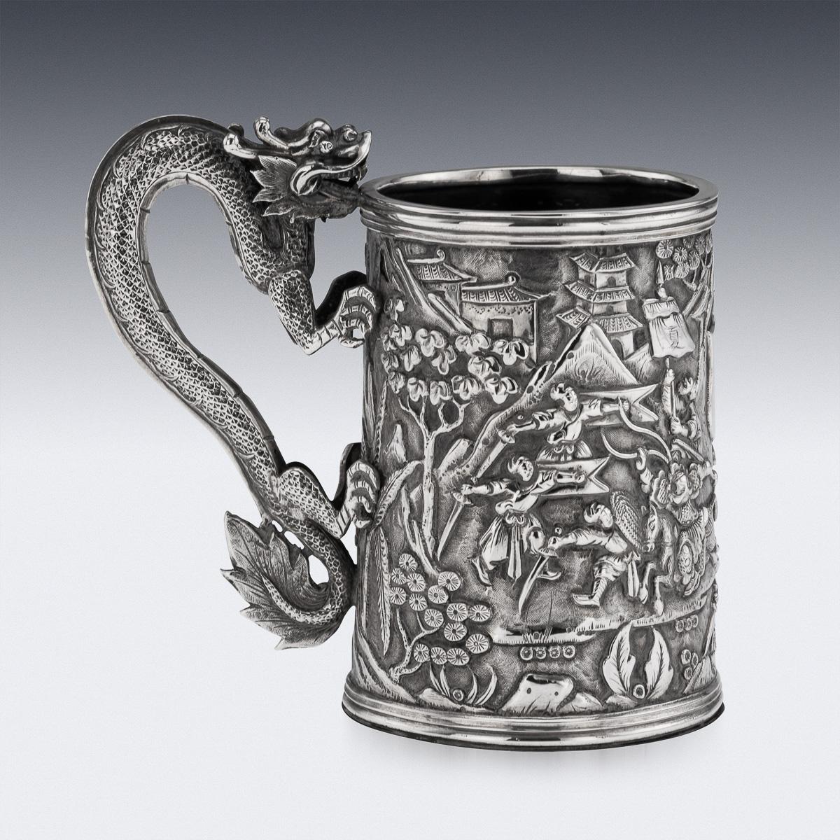 Ancienne tasse chinoise d'exportation du 20ème siècle en argent massif avec dragon, Shan Ji c.1900 Bon état - En vente à Royal Tunbridge Wells, Kent