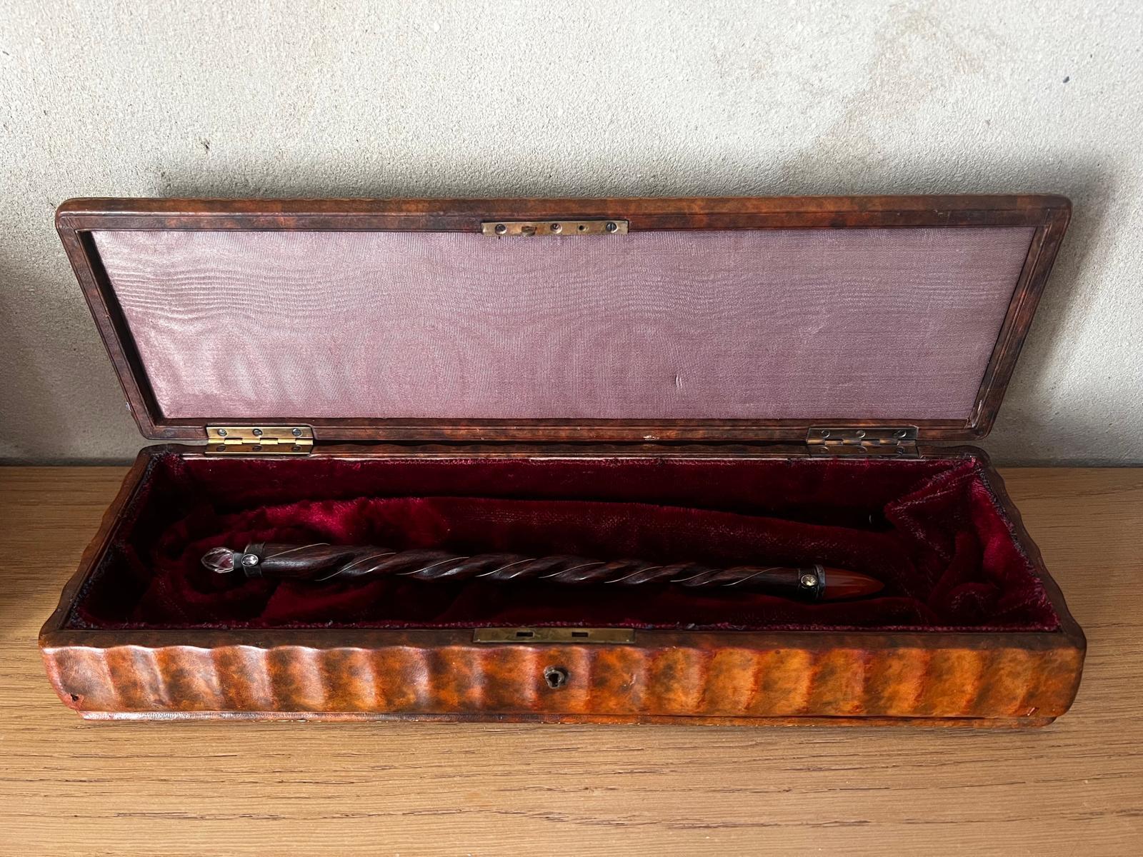 This is an incredibly fine and rare Art Deco late 19th century Torah Pointer. It’s hand crafted with a magnificent flawless Amber Stone and a flawless Rock Crystal surrounded by sterling silver and little gemstones. The spiral design with splendid
