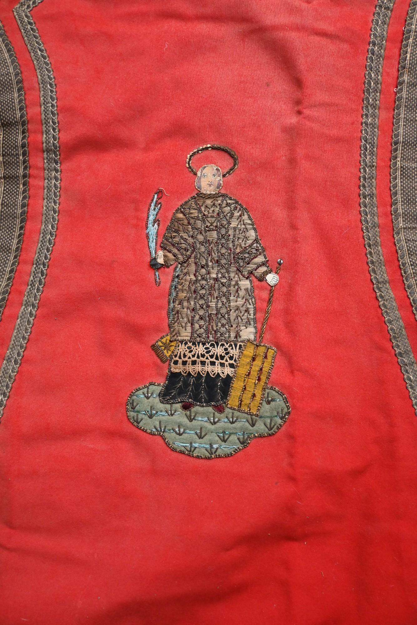 Antique 19th century Red Chasuble And Ornamental Part For Sale 5