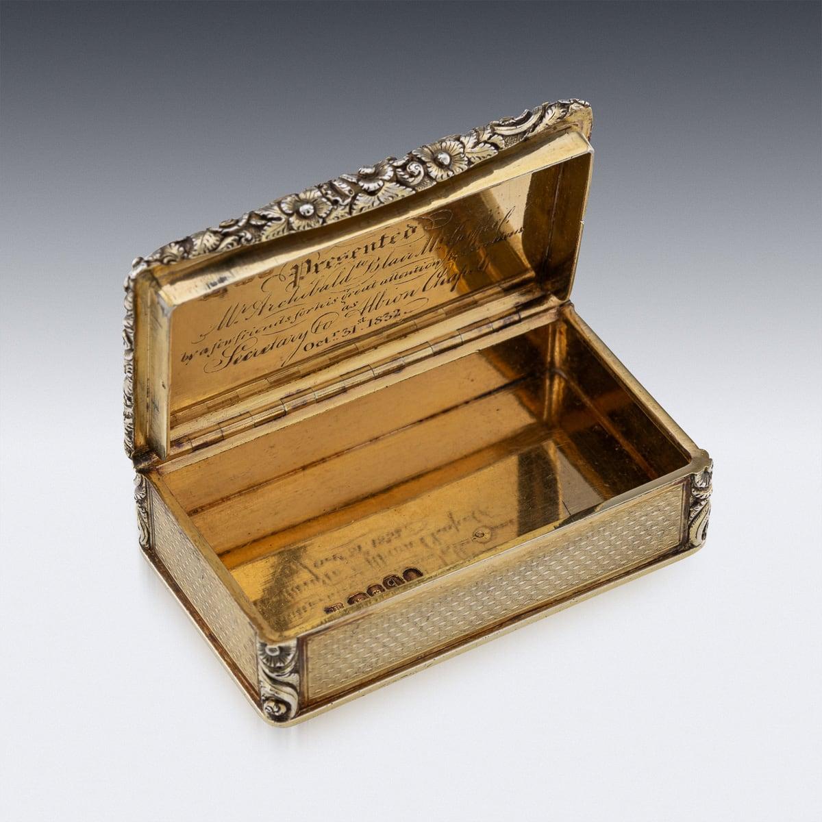 Gold Plate Antique 19th Century Regency Solid Silver Large Snuff Box, London c.1831 For Sale