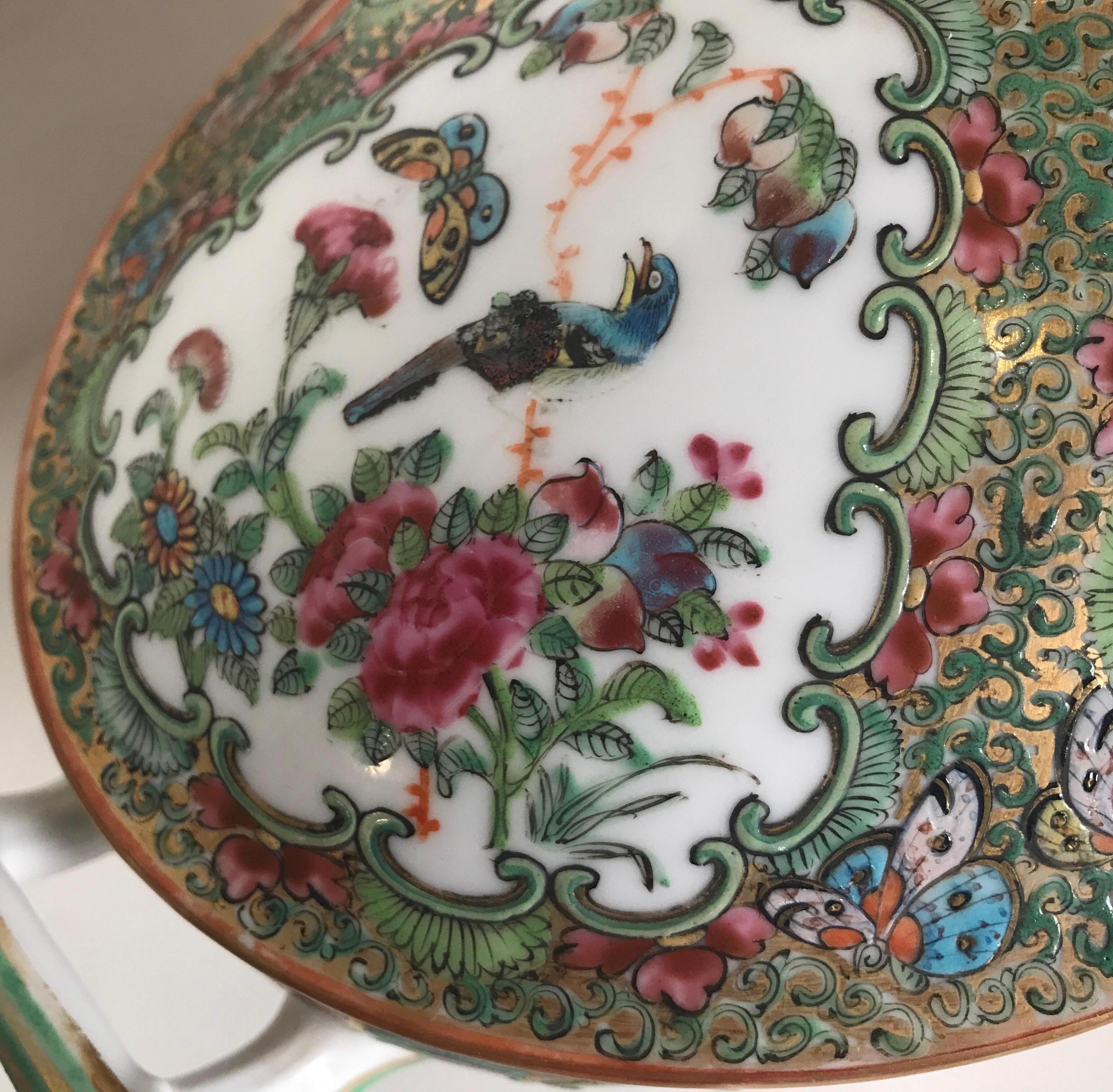 Porcelain Antique 19th Century Rose Medallion Chines Export Tureen