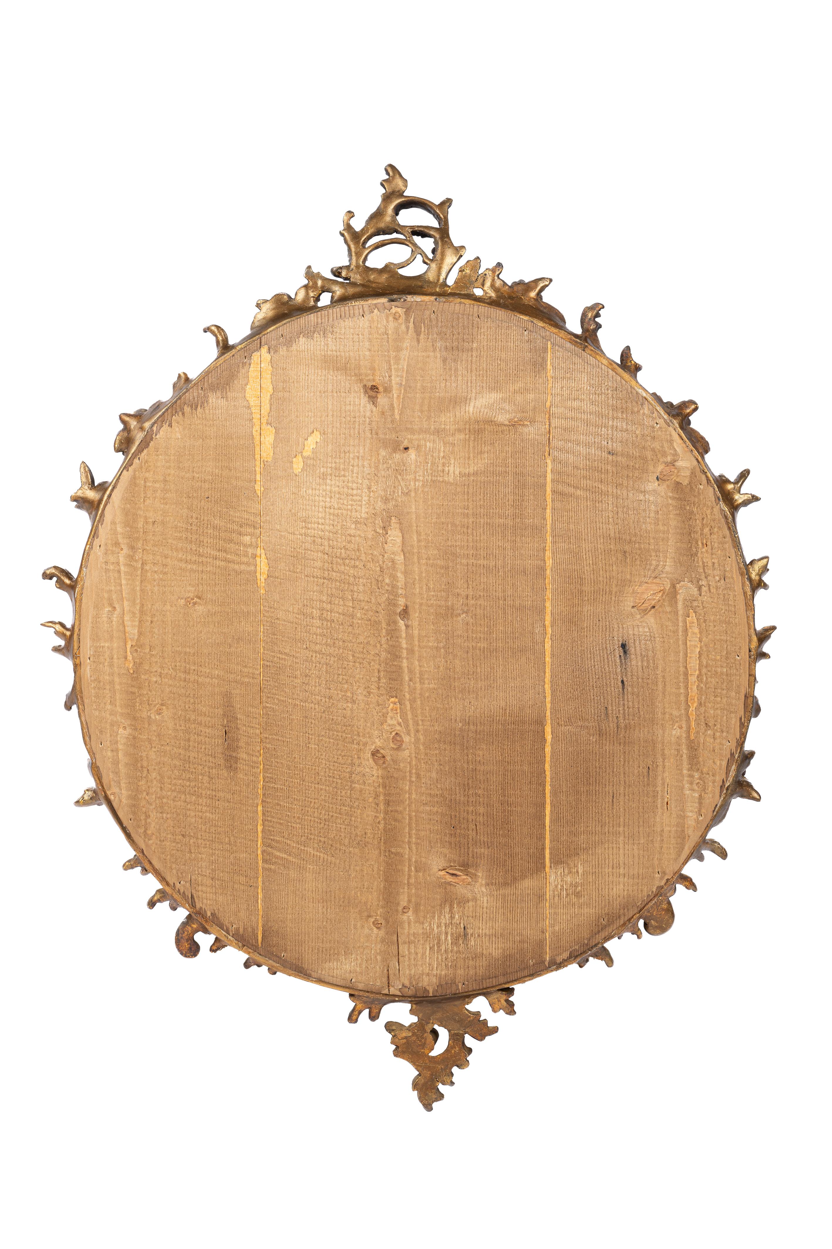 Antique 19th century round or circular gold leaf gilt French Rococo mirror For Sale 1