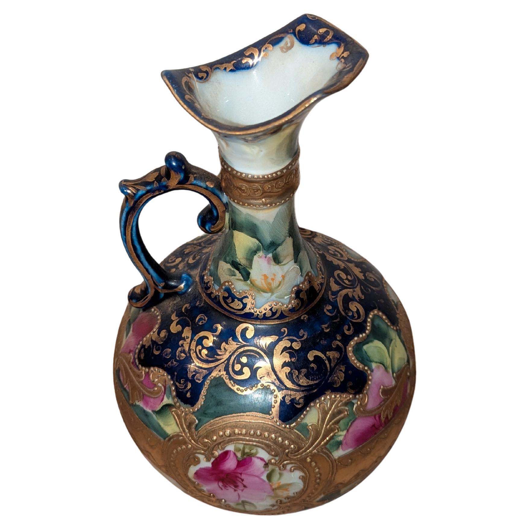Fin du XIXe siècle Aiguière Royal Nippon du 19ème siècle, bleu cobalt et or doré à motifs floraux en vente