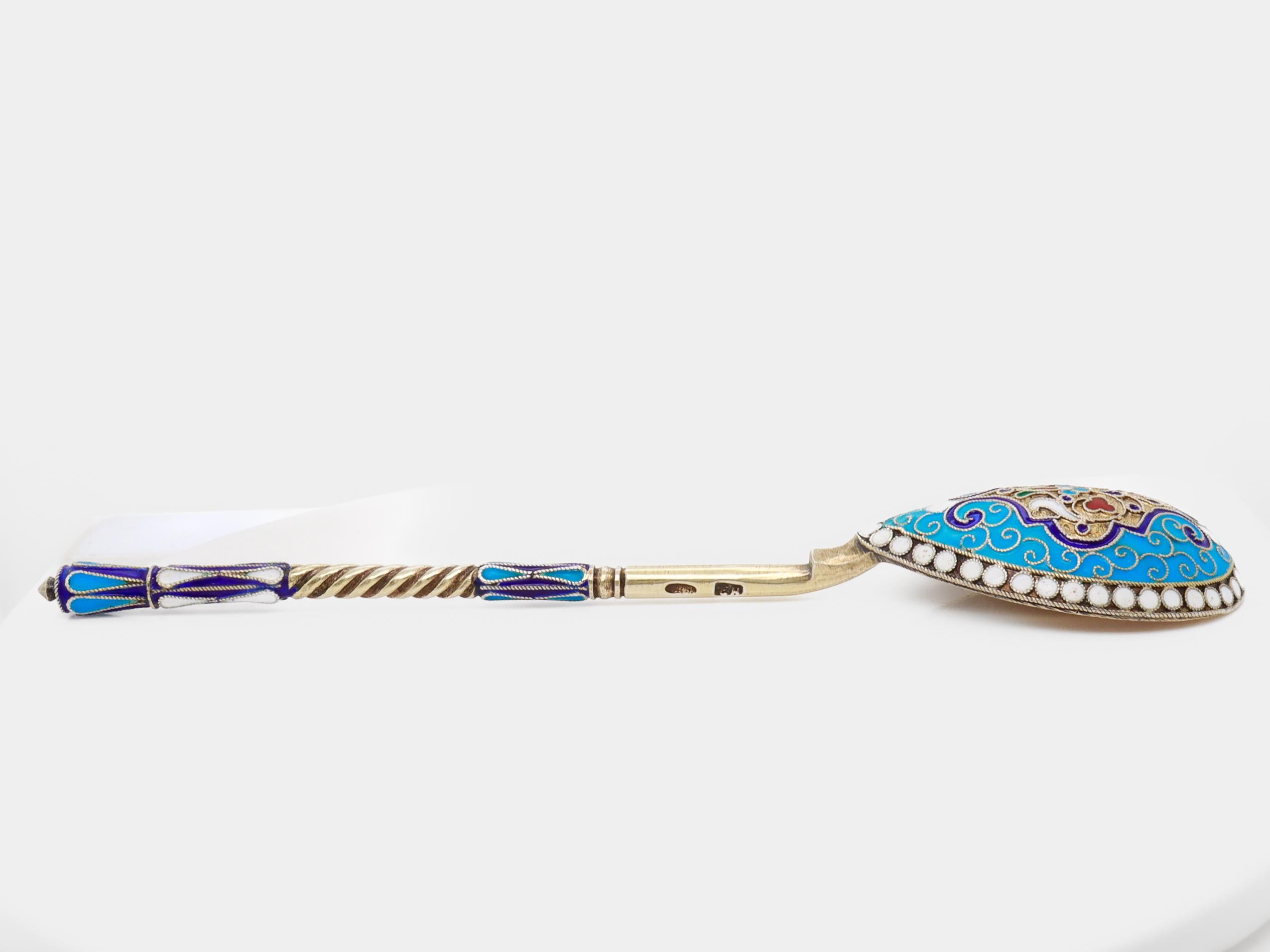 Cuillère impériale russe du 19ème siècle en argent et émail cloisonné en vente 10