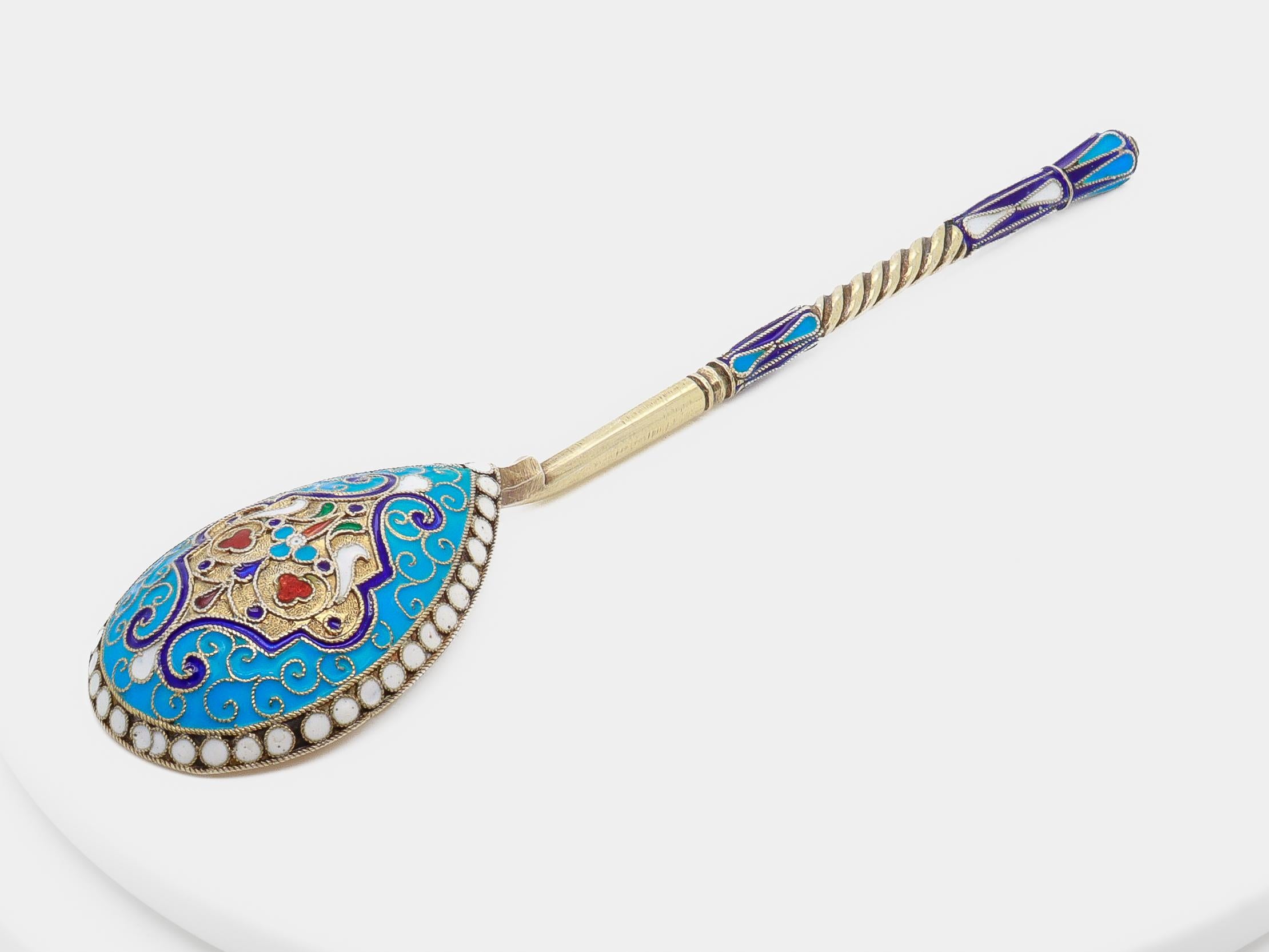 Cuillère impériale russe du 19ème siècle en argent et émail cloisonné Bon état - En vente à Philadelphia, PA