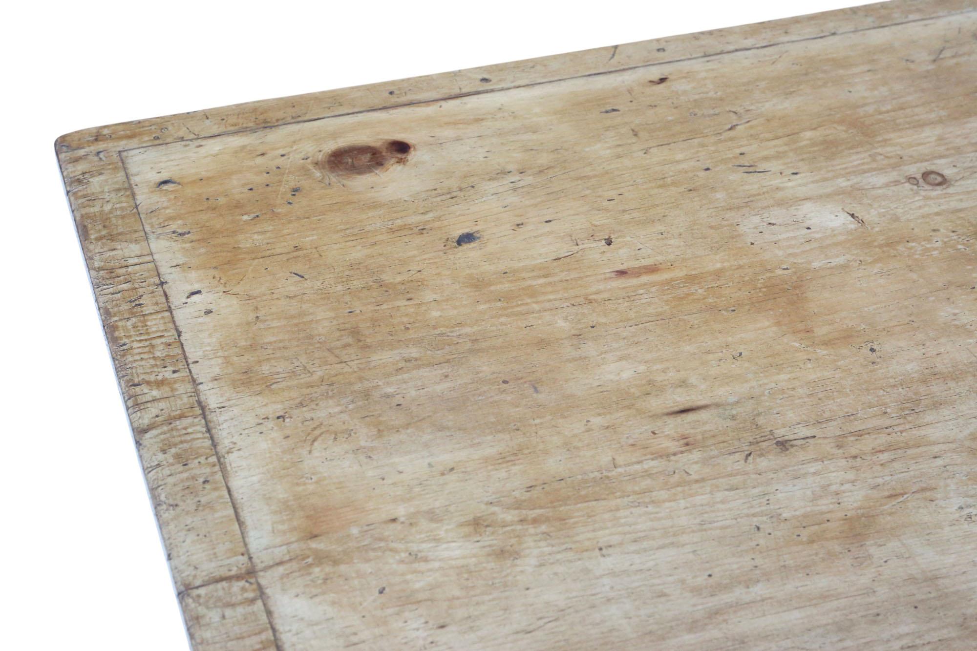 Antique 19th Century Rustic Pine Dining Kitchen Table with Two Drawers- Quality For Sale 4
