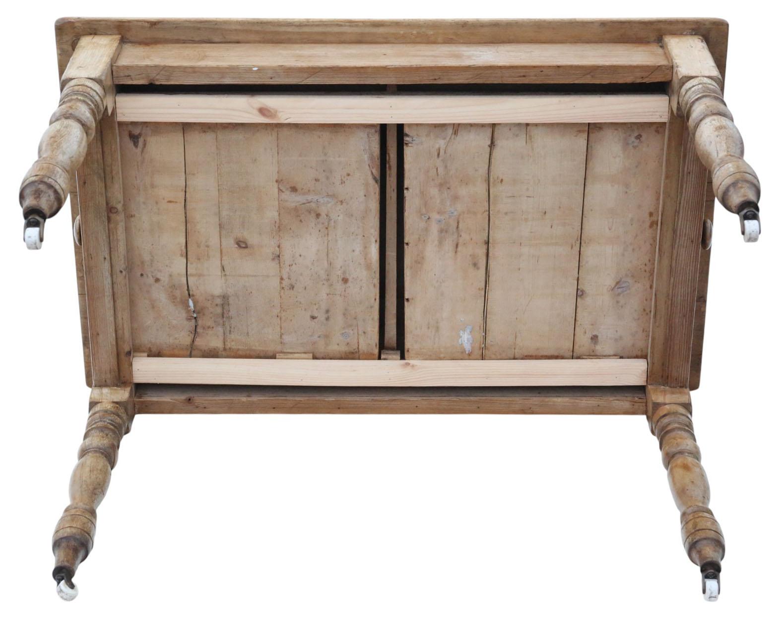 Antique 19th Century Rustic Pine Dining Kitchen Table with Two Drawers- Quality For Sale 5