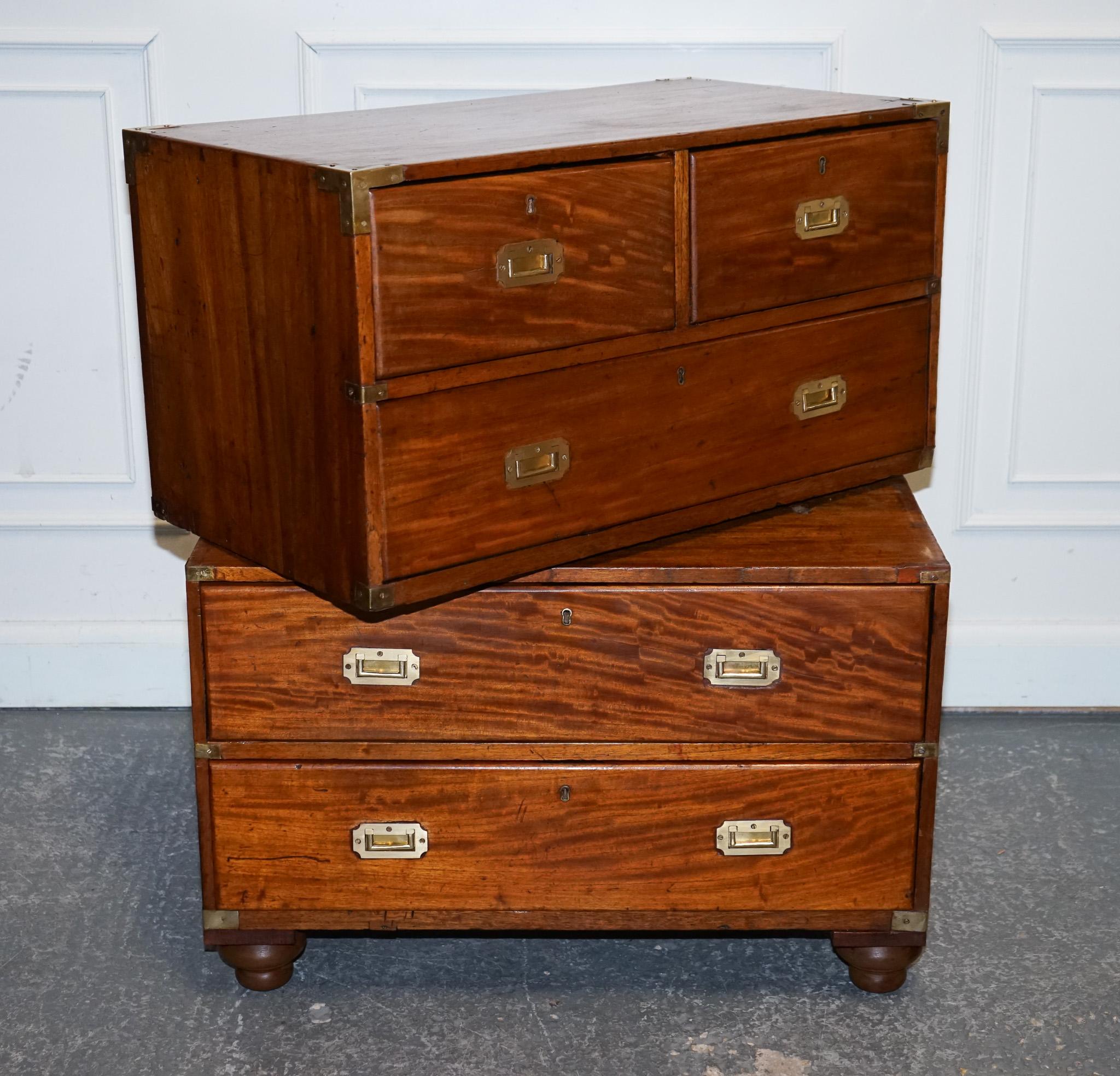20th Century ANTIQUE 19TH CENTURY SATINWOOD MILITARY CAMPAIGN CHEST OF DRAWERS LOTS OF PATiNA For Sale