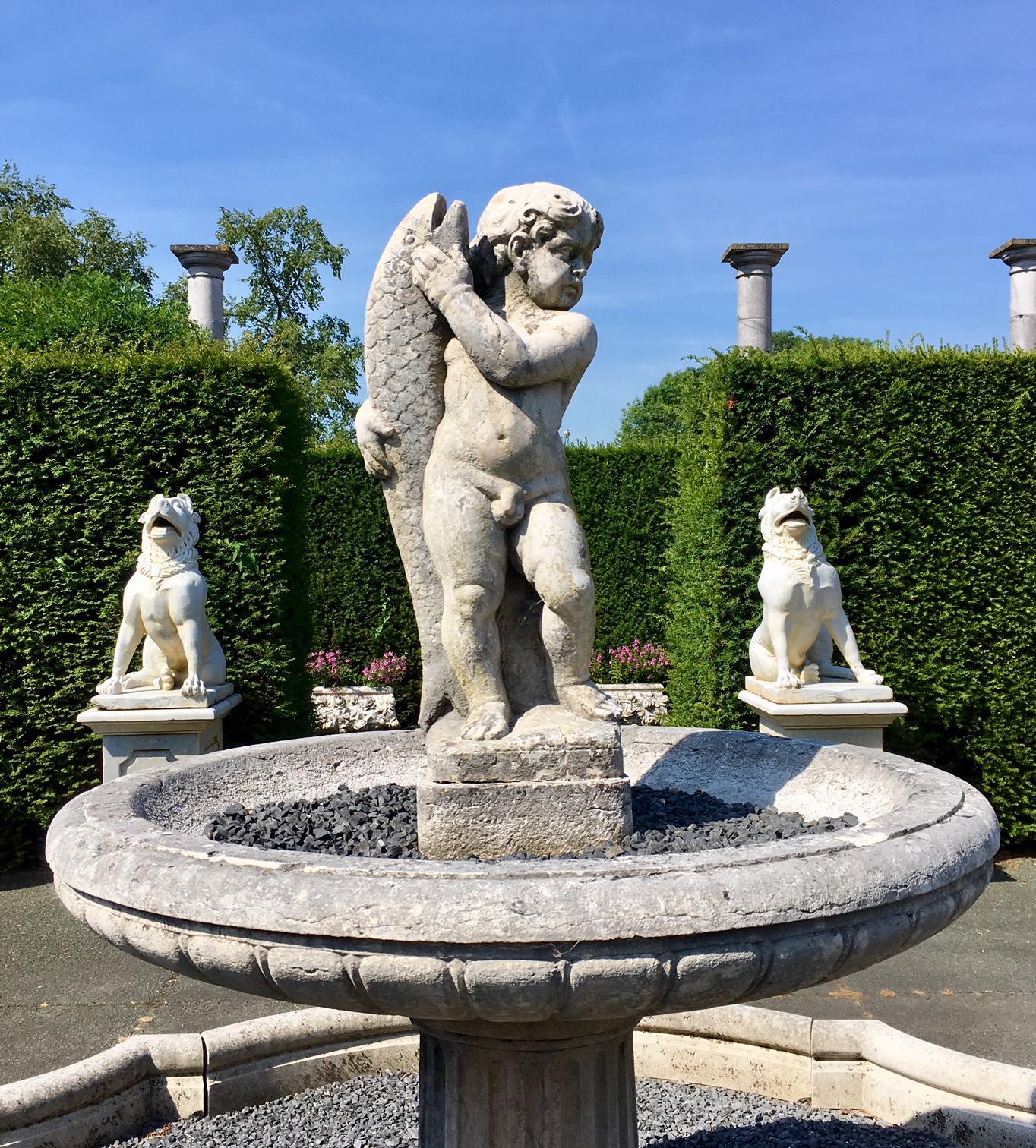 Rococo Antique 19th Century Sculpted Decorative Garden Fountain in Marble and Limestone