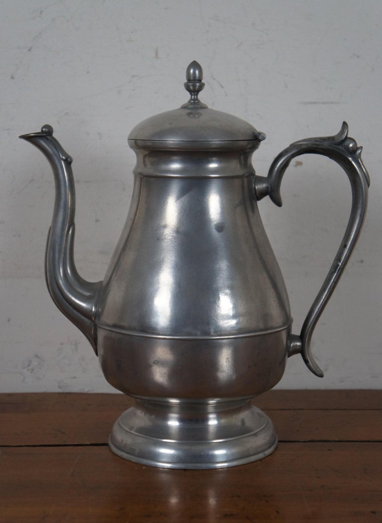 Antique 19th Century Sellew & Co Pewter Teapot Tea Coffee Pot Acorn Finial In Good Condition In Dayton, OH