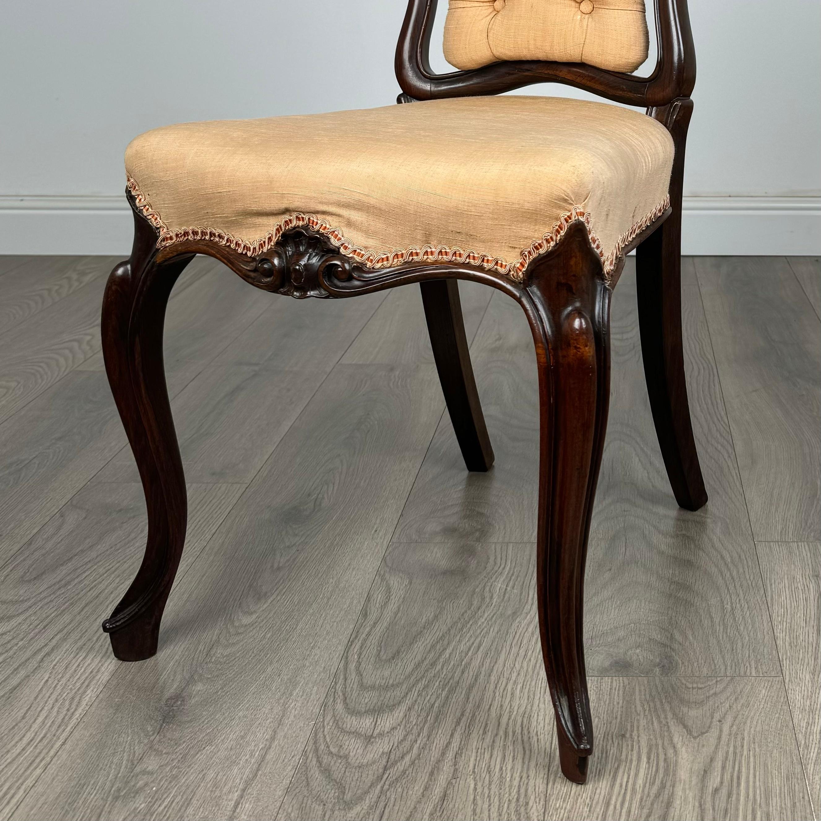 Ensemble de 4 chaises de salle à manger anciennes du 19ème siècle de la meilleure qualité ( REF AF-3460 ) en vente 3