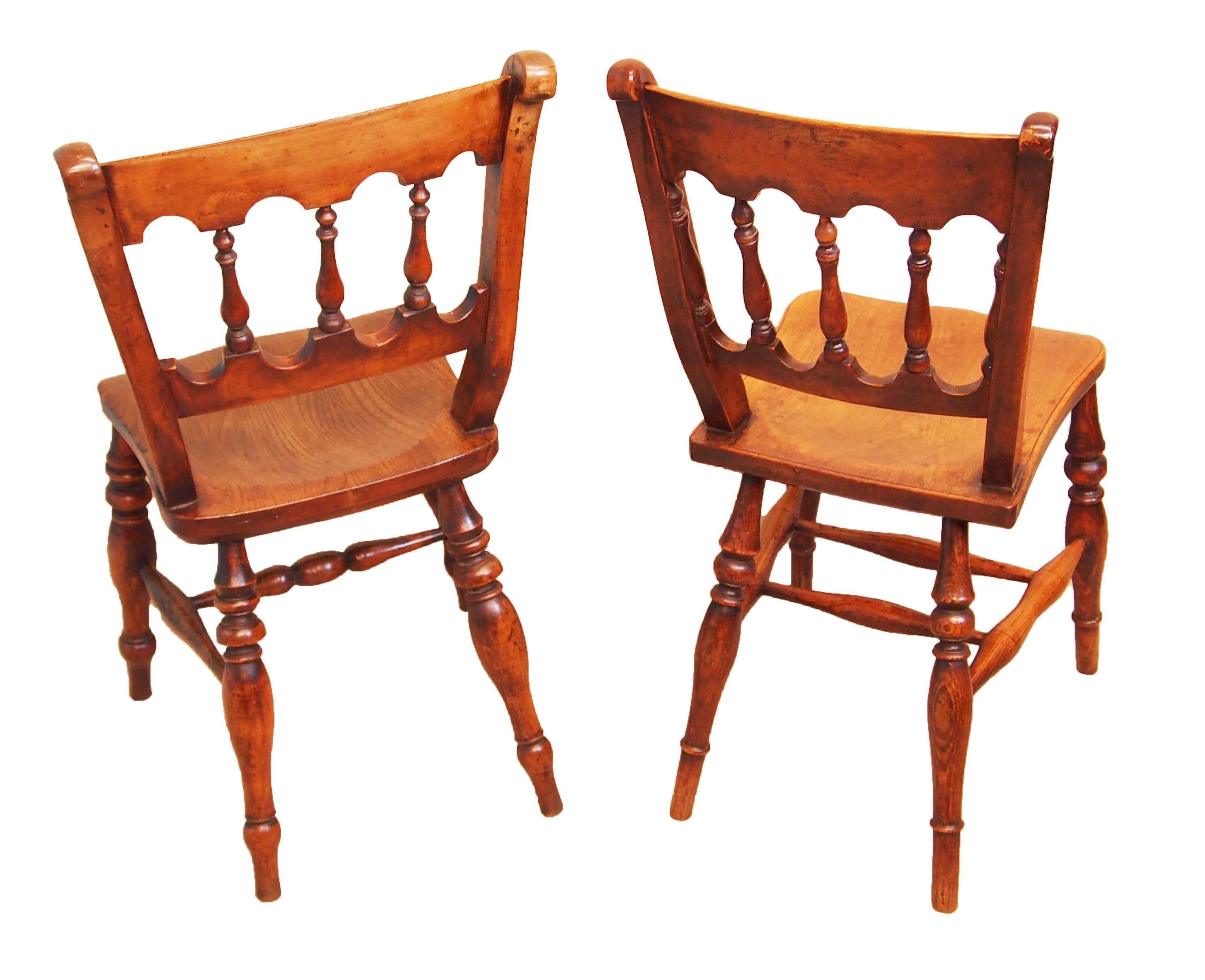 English Antique 19th Century Set of Eight Beech and Elm Kitchen Windsor Chairs