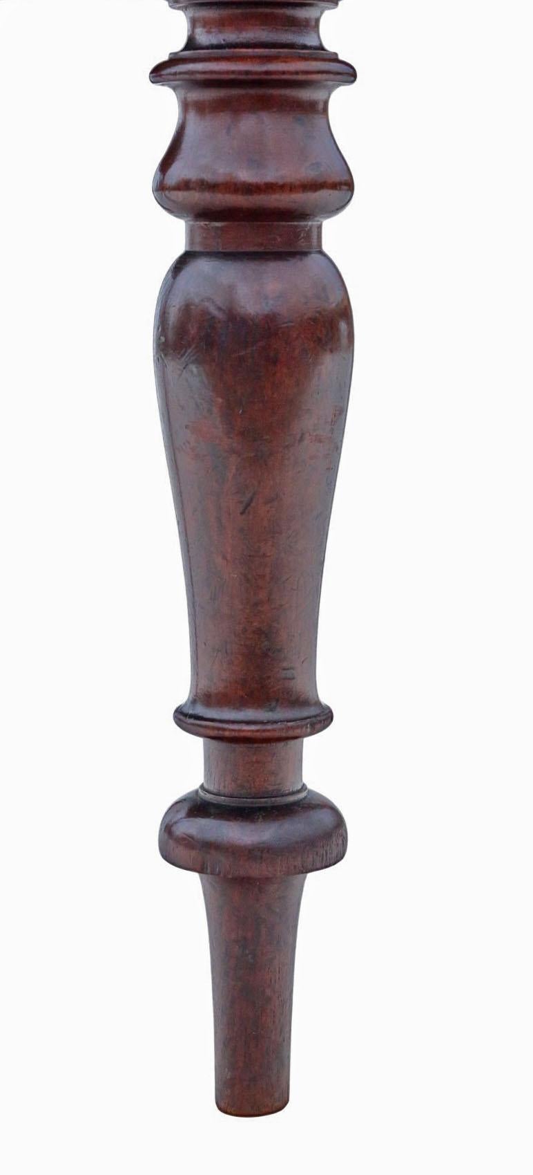 Antiguo Juego de 8 Sillas de Comedor con Respaldo de Caoba del Siglo XIX - Gran Calidad Madera en venta