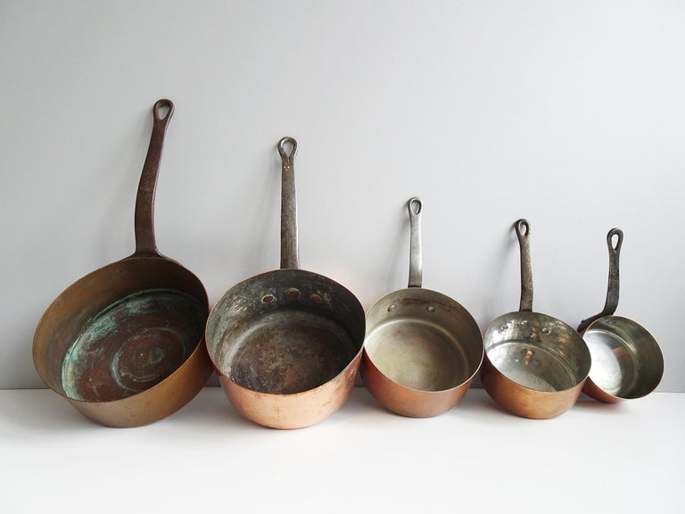 Antique 19th Century Set of Five French Copper Pots, France For Sale 2