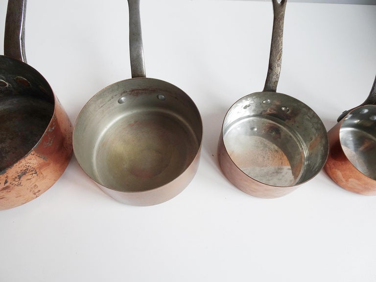 Antique 19th Century Set of Five French Copper Pots, France For Sale 4