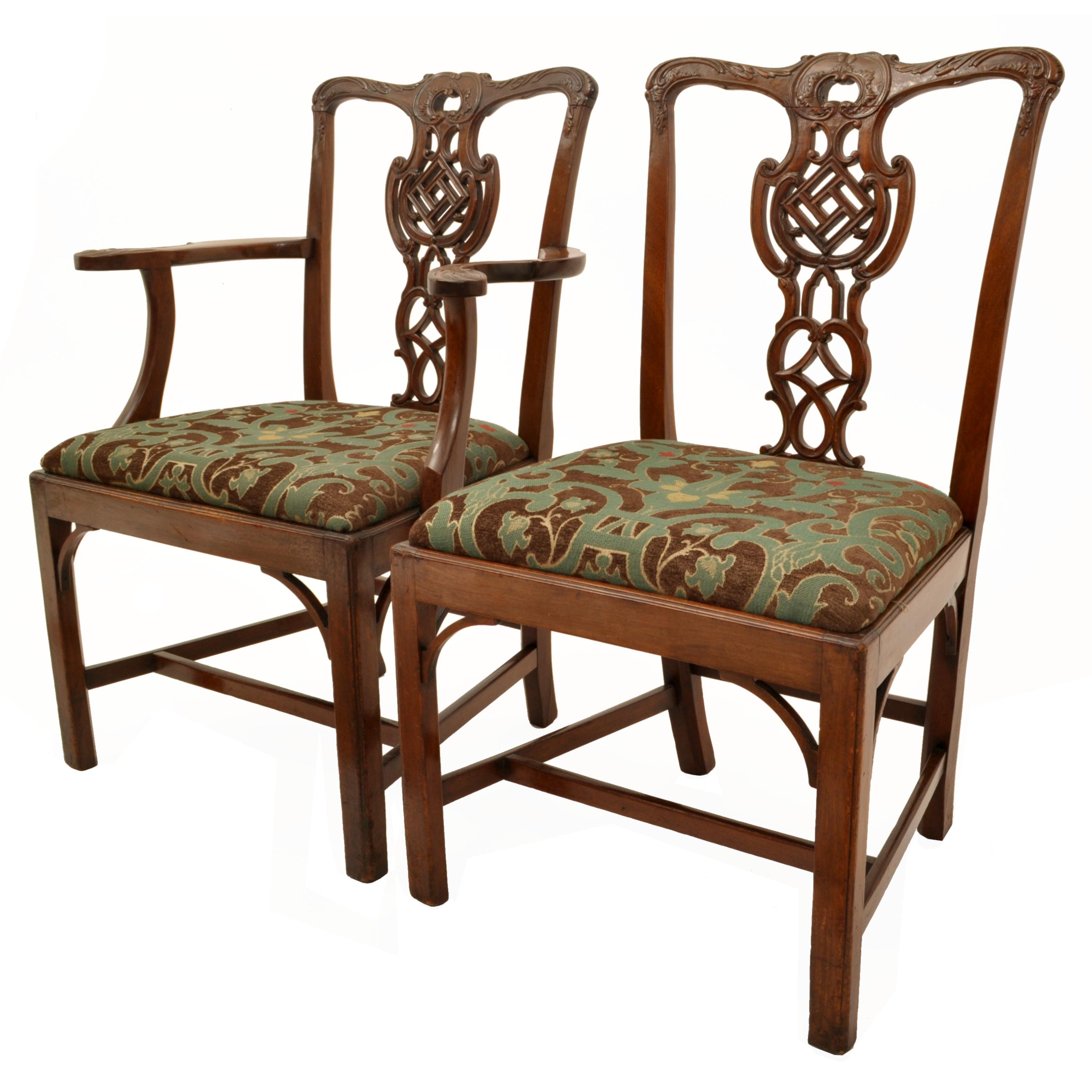 Antique 19th Century Set of Four Carved Mahogany Chippendale Dining Chairs 1890 For Sale 3