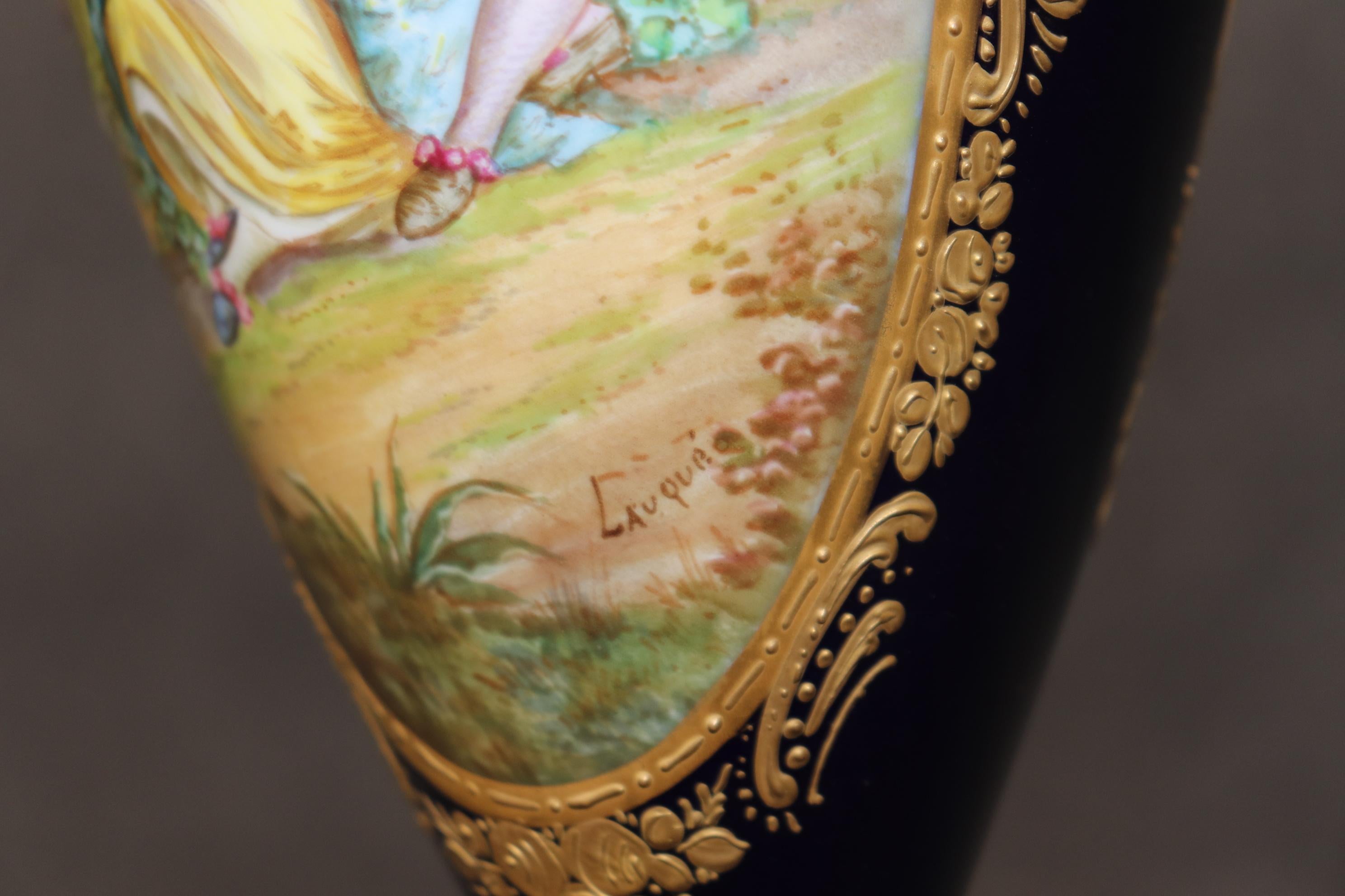 Antique 19th Century Sevres Royal Blue Porcelain Vase Made in France For Sale 9