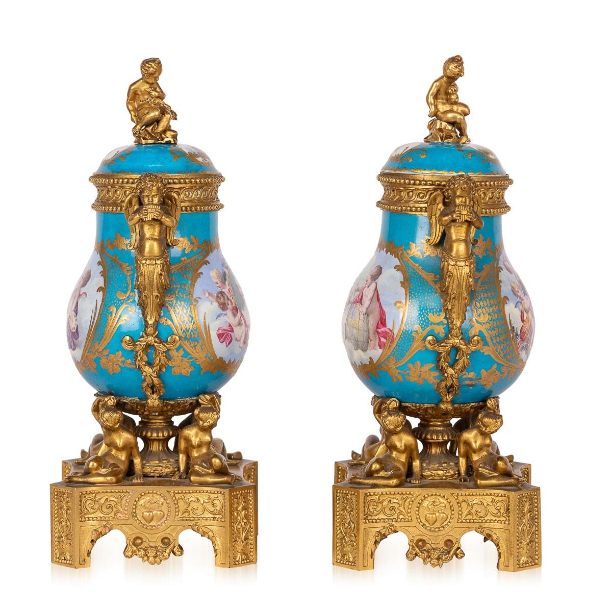 Antique 19th Century Sèvres Style Ormolu Mounted Vases With Cover In Good Condition For Sale In Royal Tunbridge Wells, Kent