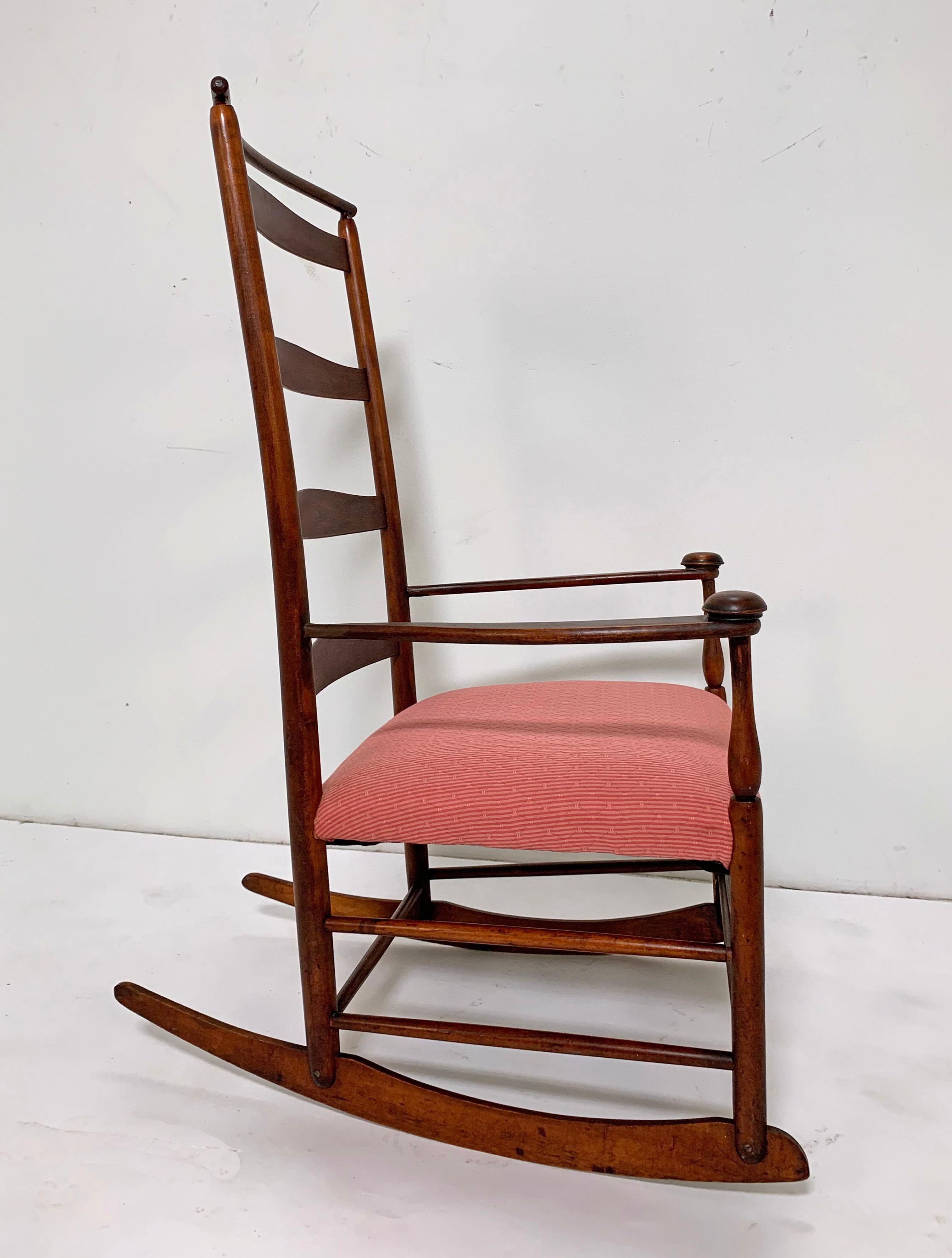 Antique 19th Century Shaker No. 7 Rocking Chair with Shawl Bar 2