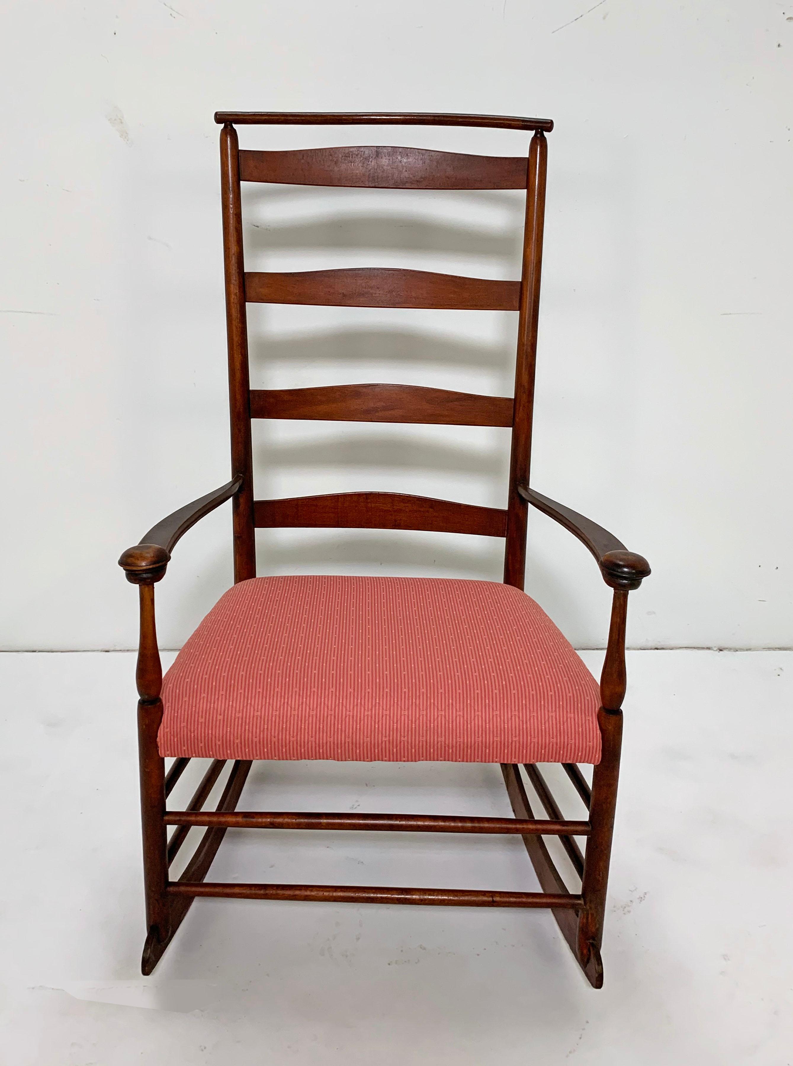 Antique 19th Century Shaker No. 7 Rocking Chair with Shawl Bar 3