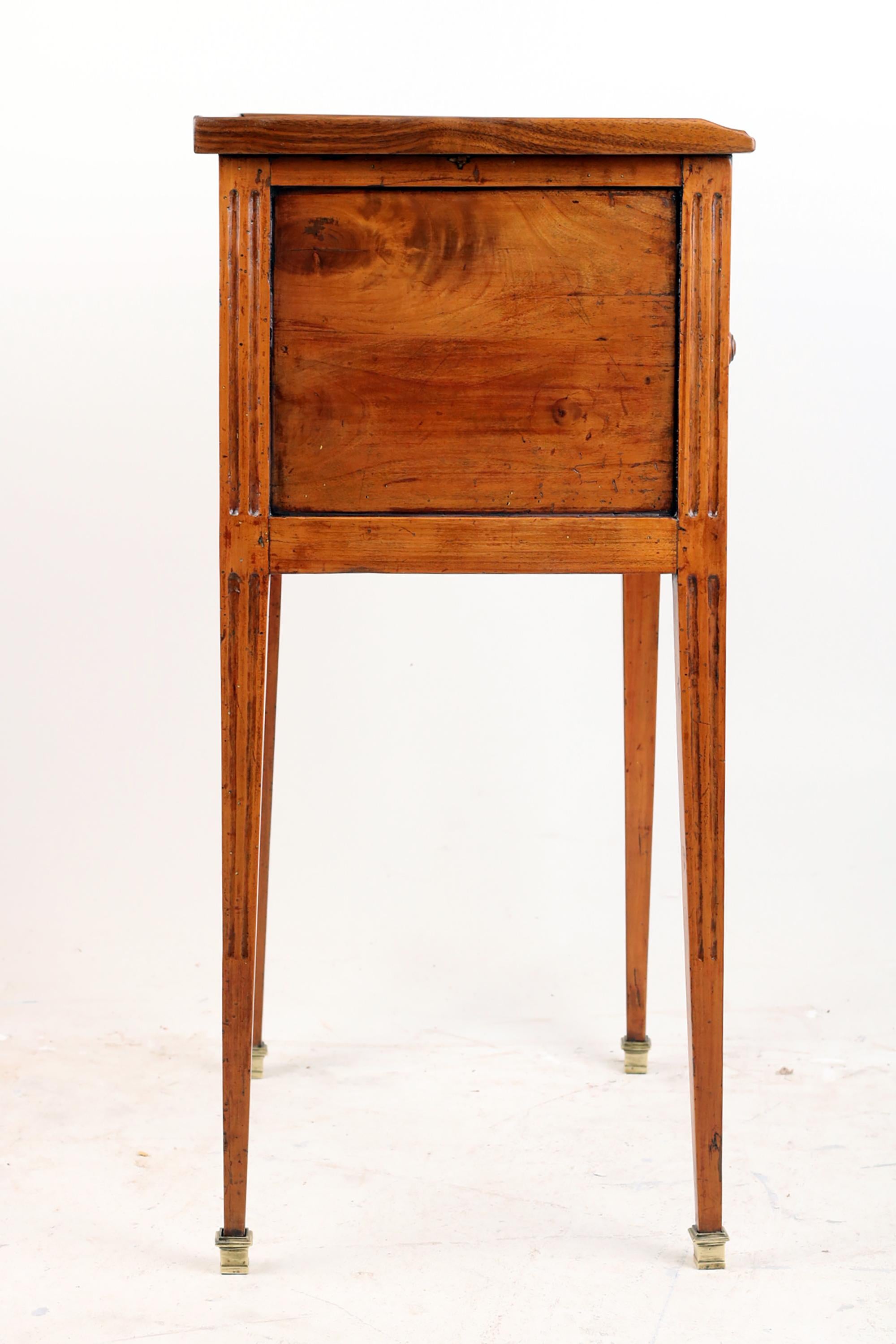 Antique 19th Century Side Table Cherrywood For Sale 5