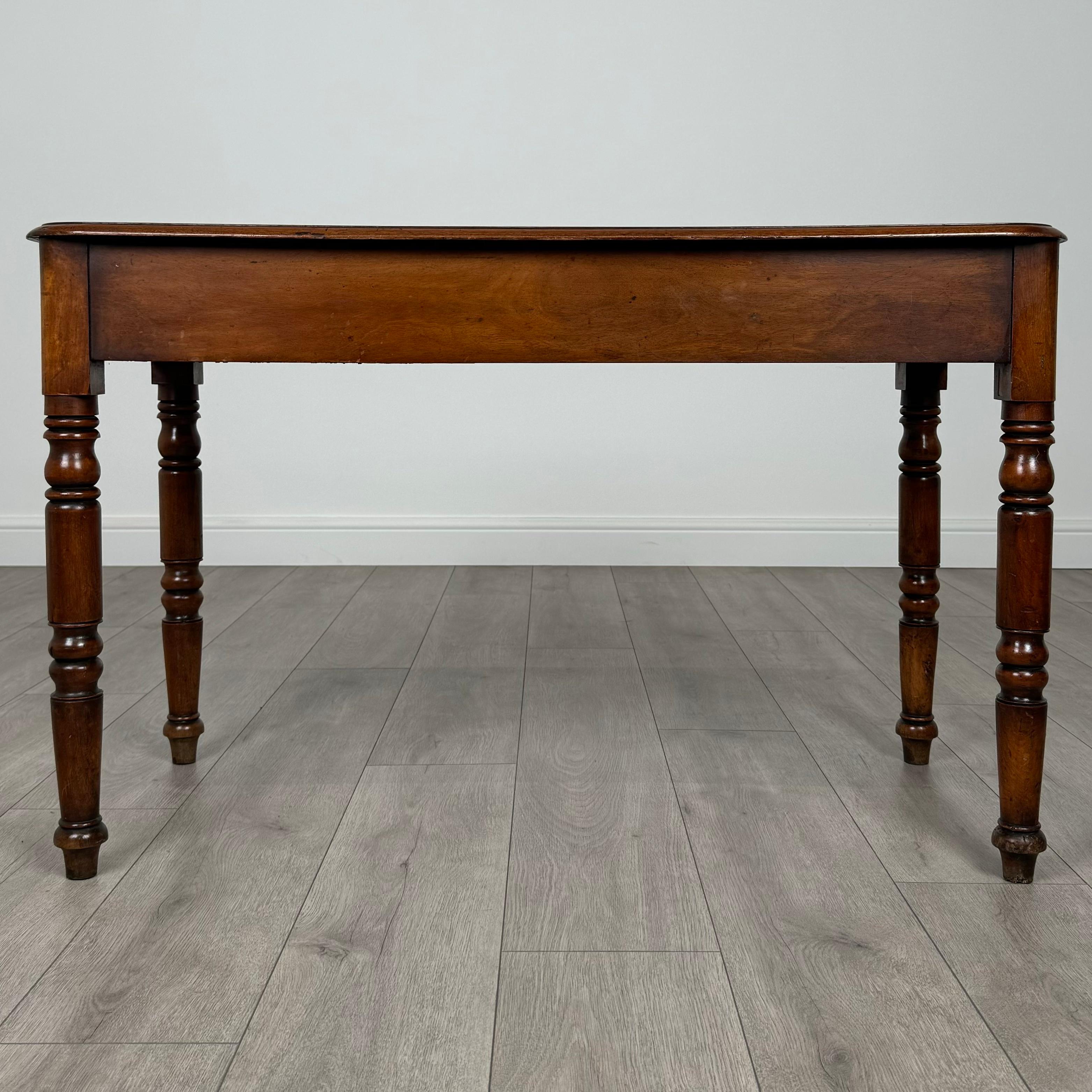 Table d'appoint ancienne du 19ème siècle à un tiroir en acajou ( REF AF-3656 ) Bon état - En vente à Ledbury, GB