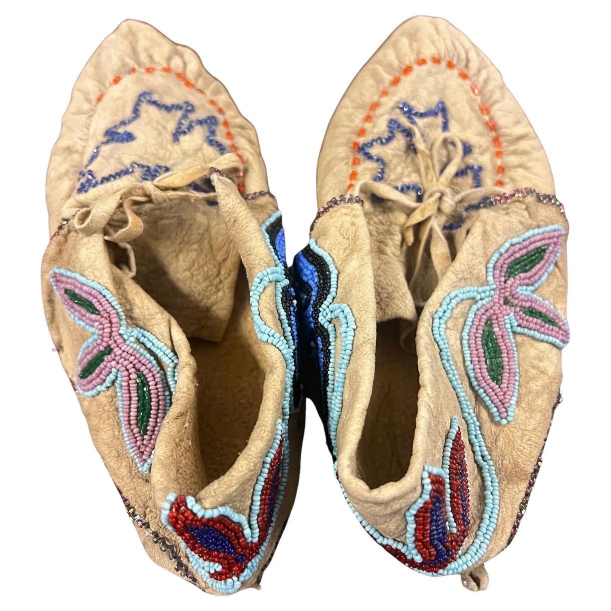 Antique 19th century Sioux Beaded Native American Moccasins